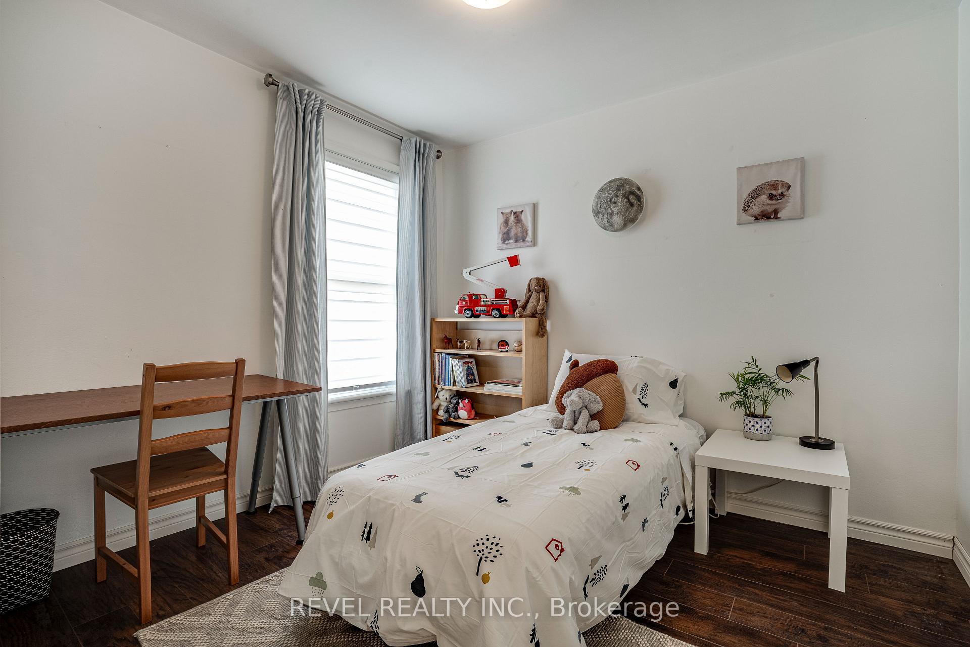 Photo 15 of 37 Holton Avenue N, Hamilton, Gibson — HOMEH
