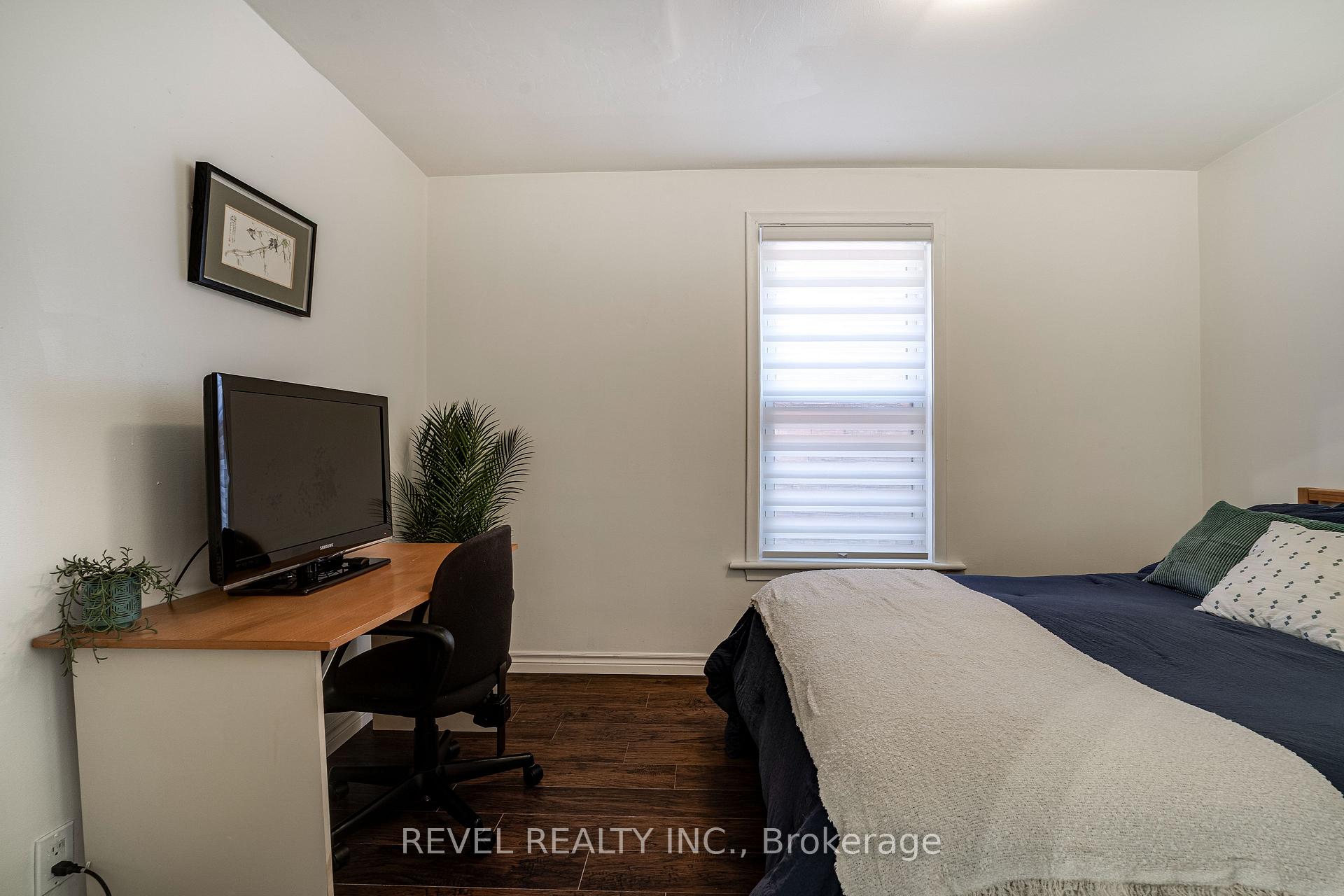 Photo 47 of 37 Holton Avenue N, Hamilton, Gibson — HOMEH