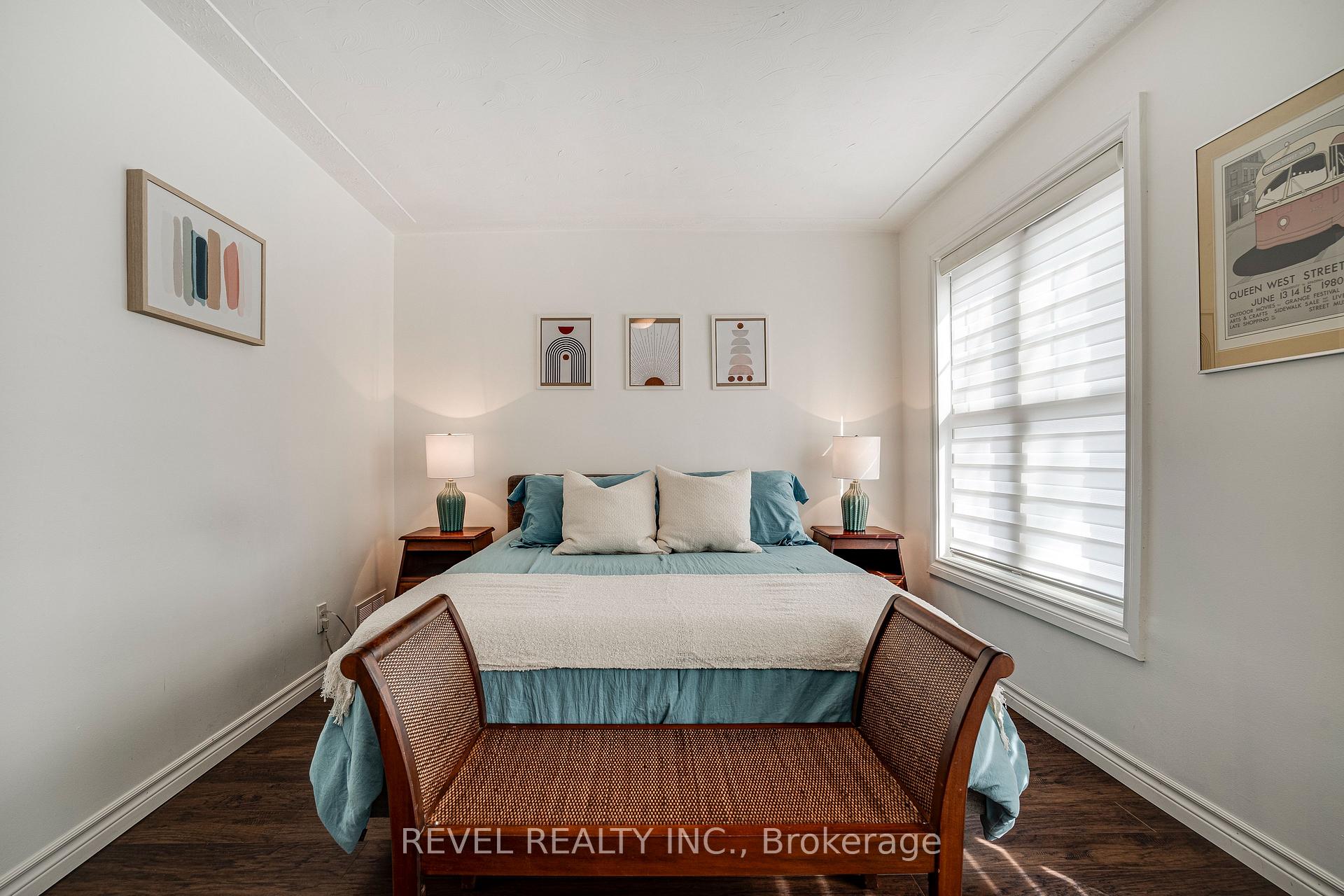 Photo 42 of 37 Holton Avenue N, Hamilton, Gibson — HOMEH