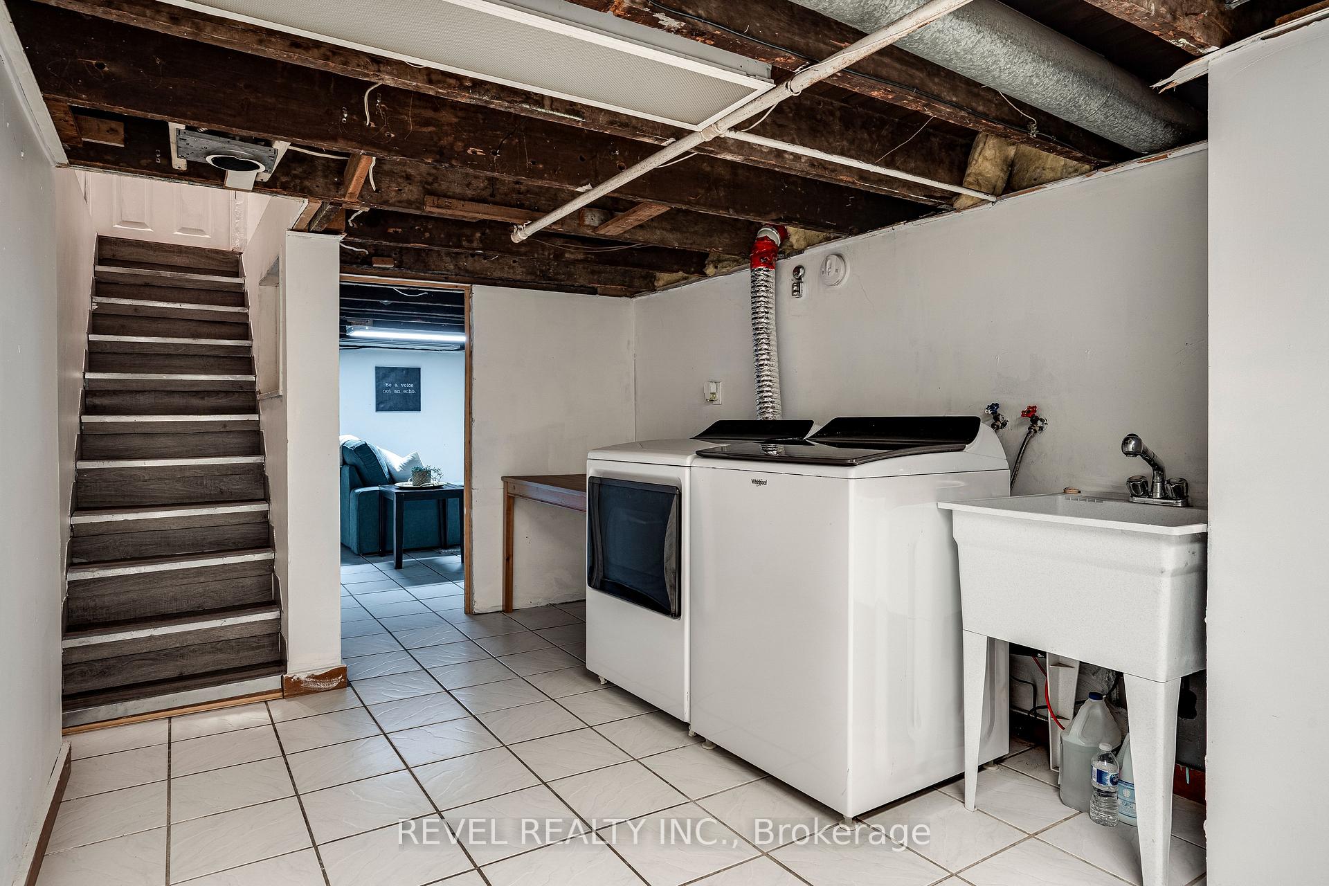 Photo 32 of 37 Holton Avenue N, Hamilton, Gibson — HOMEH