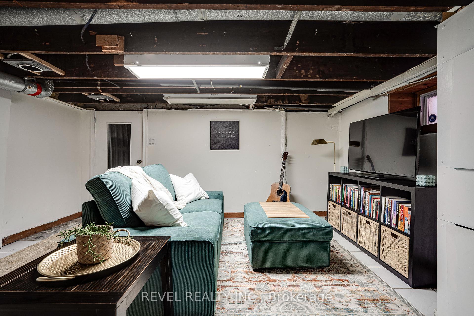 Photo 34 of 37 Holton Avenue N, Hamilton, Gibson — HOMEH