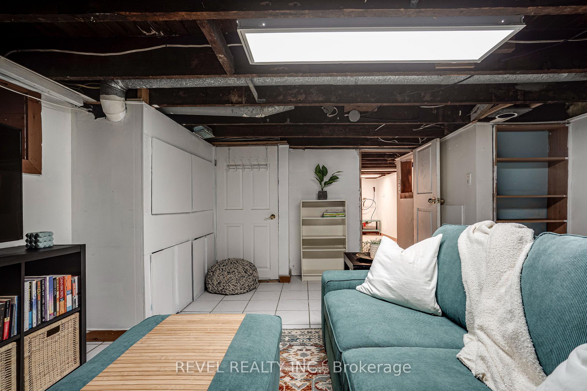 Photo 40 of 37 Holton Avenue N, Hamilton, Gibson — HOMEH