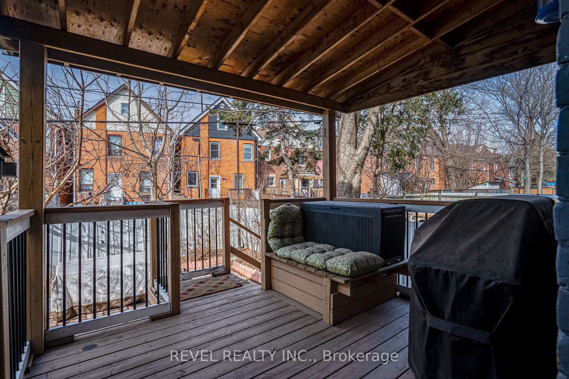 Photo 38 of 37 Holton Avenue N, Hamilton, Gibson — HOMEH