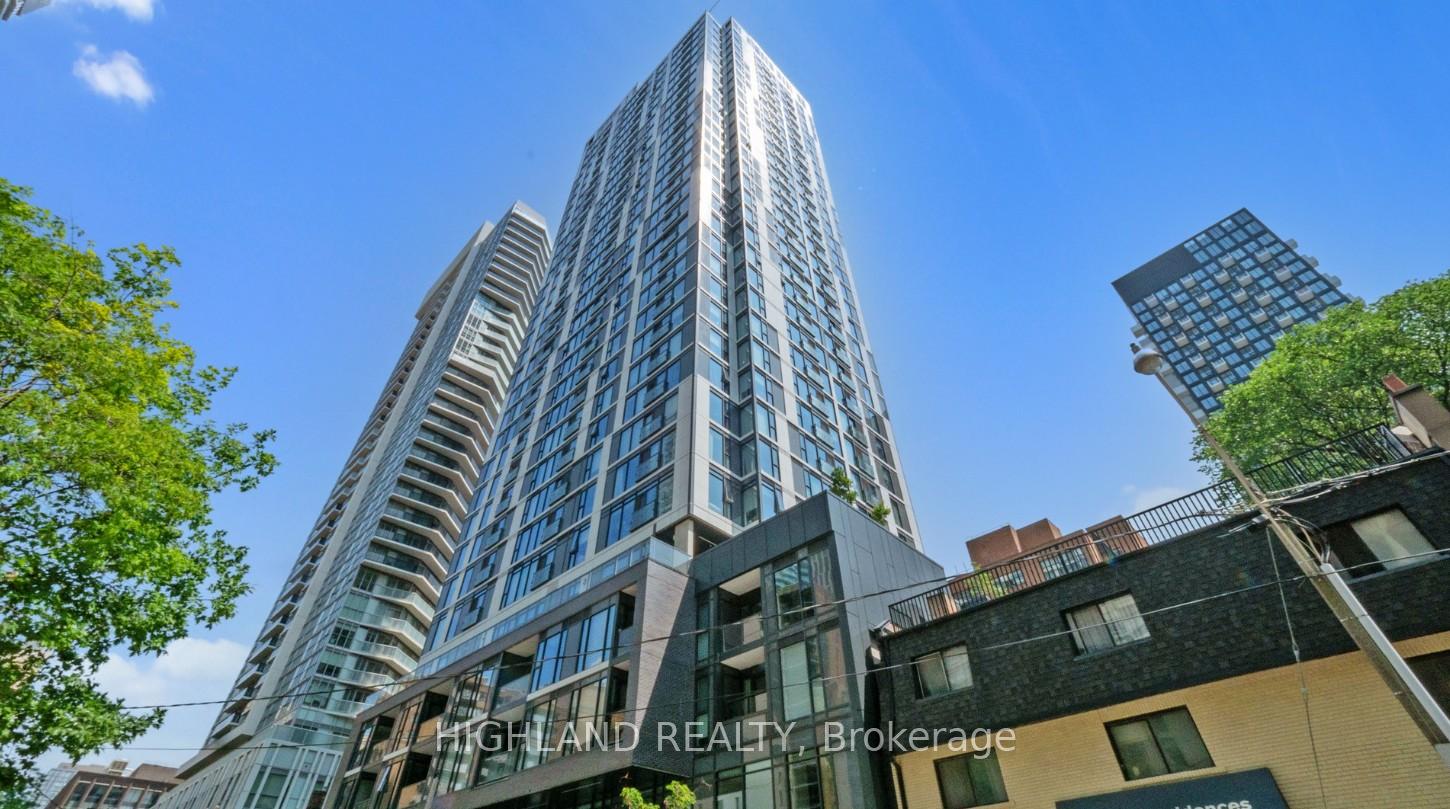 Front of Unit 3201, 65 Mutual Street