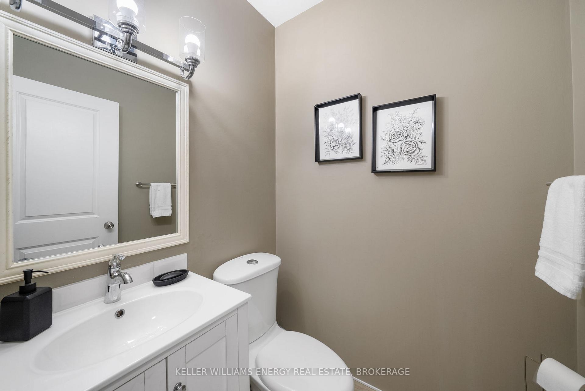 Photo 14 of 7 Adanac Drive, Whitby, Blue Grass Meadows — HOMEH