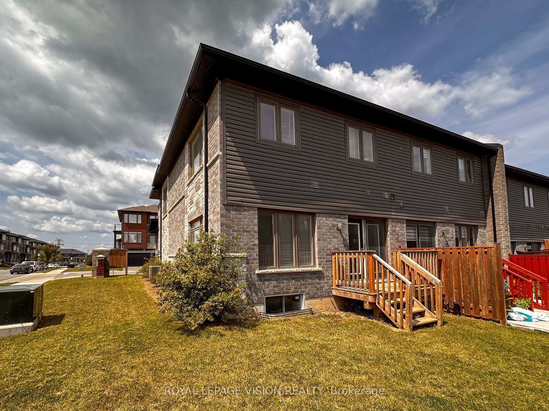 Photo 26 of Unit 55, 30 Times Square Boulevard, Hamilton, Stoney Creek Mountain — HOMEH