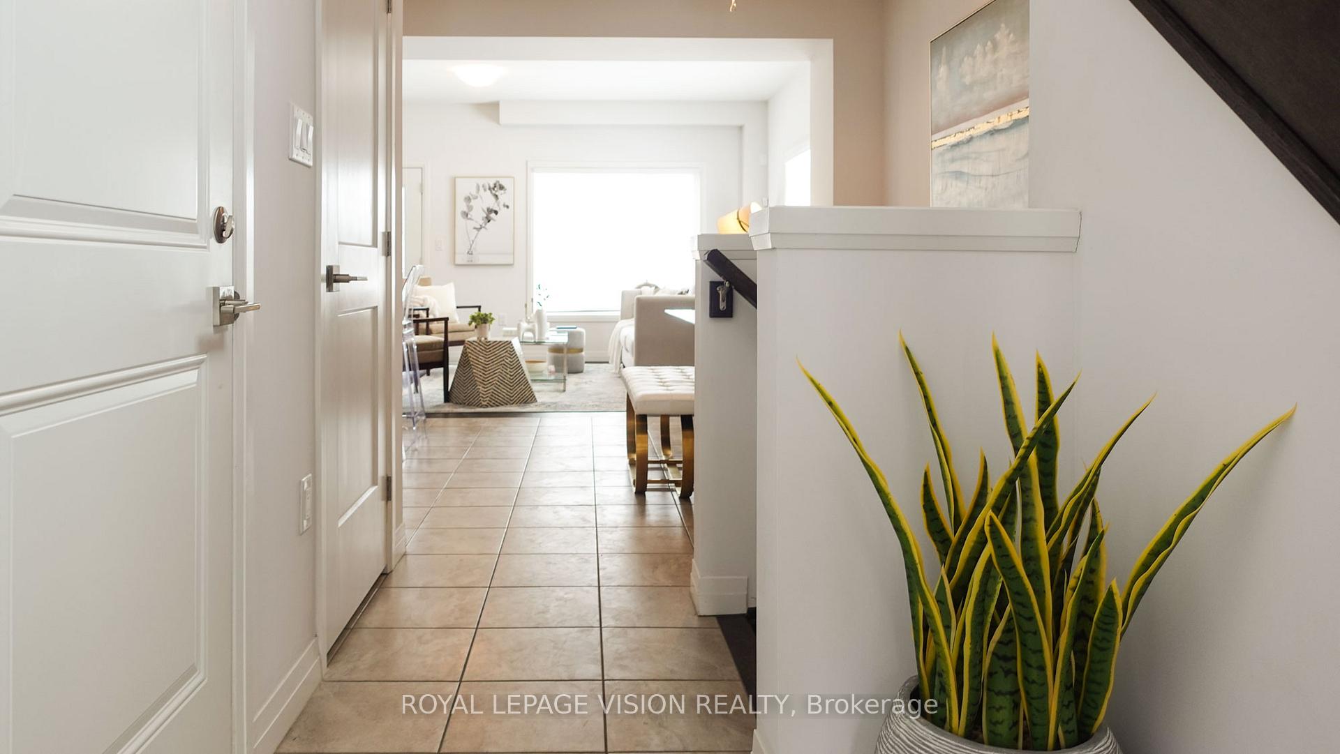Photo 7 of Unit 55, 30 Times Square Boulevard, Hamilton, Stoney Creek Mountain — HOMEH