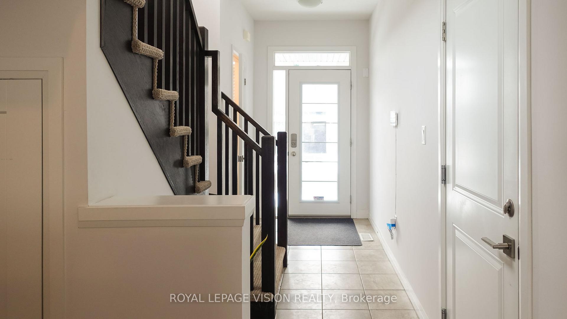 Photo 9 of Unit 55, 30 Times Square Boulevard, Hamilton, Stoney Creek Mountain — HOMEH