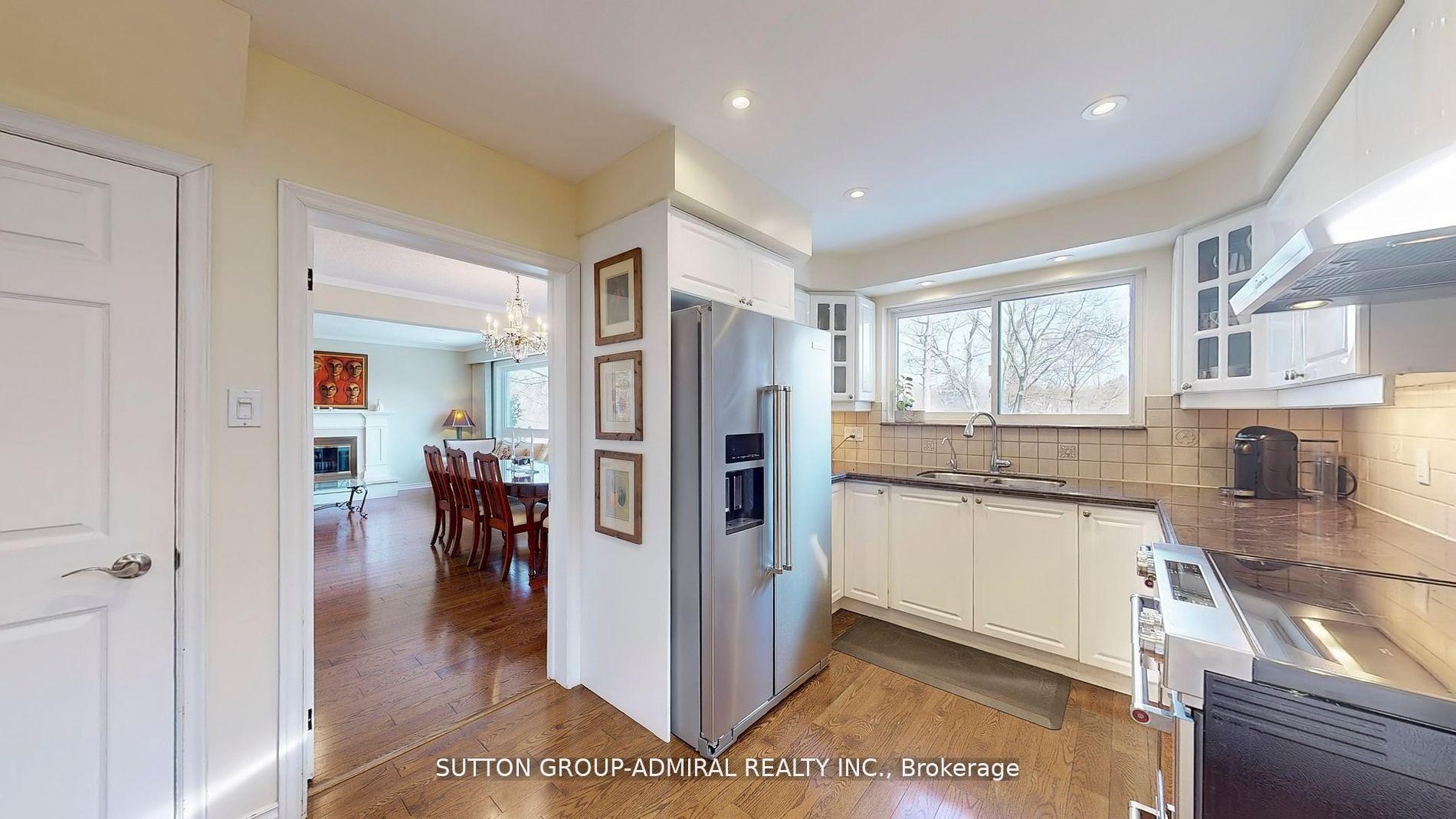 Photo 14 of 175 Bay Thorn Drive, Markham, Royal Orchard — HOMEH