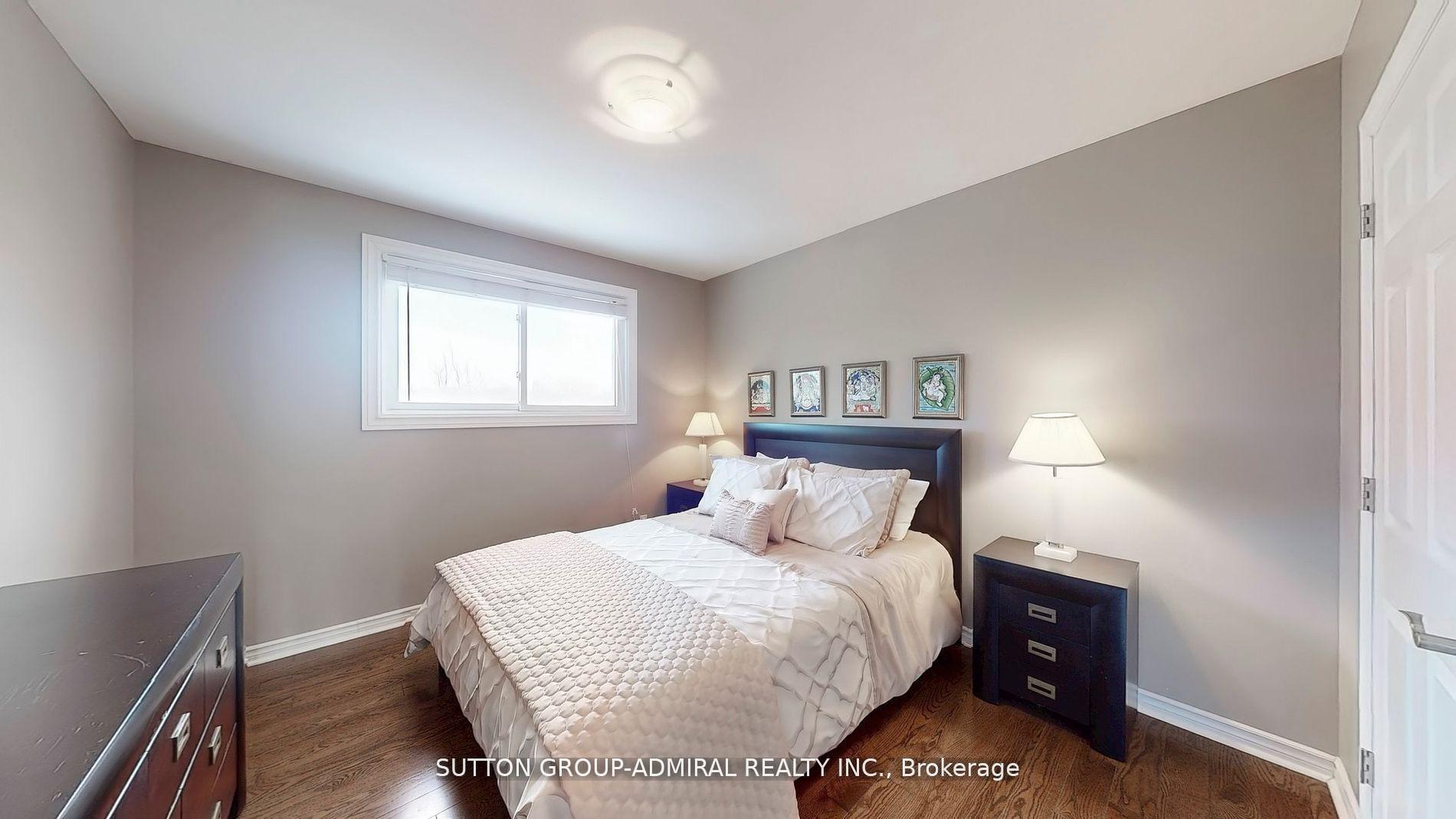 Photo 23 of 175 Bay Thorn Drive, Markham, Royal Orchard — HOMEH