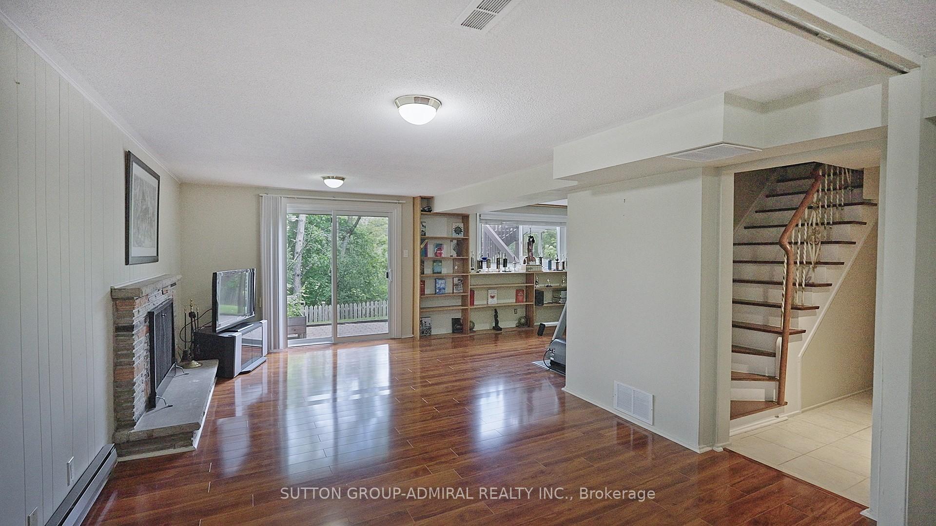 Photo 34 of 175 Bay Thorn Drive, Markham, Royal Orchard — HOMEH