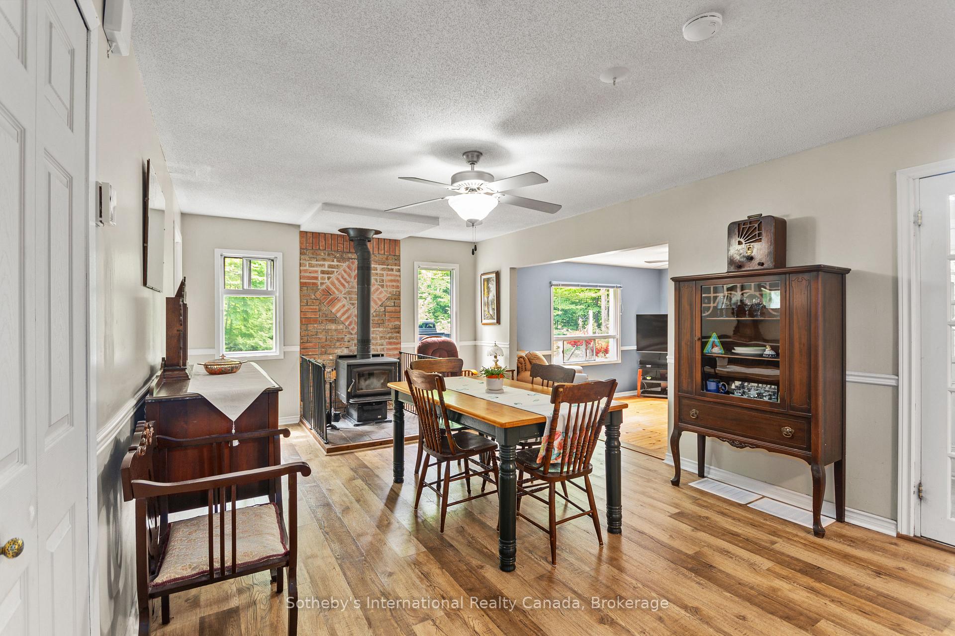 Photo 15 of 31 Meadows Avenue, Tay, Rural Tay — HOMEH