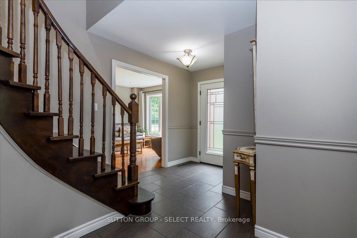 Photo 10 of 24 Pooles Road, Springwater, Midhurst — HOMEH