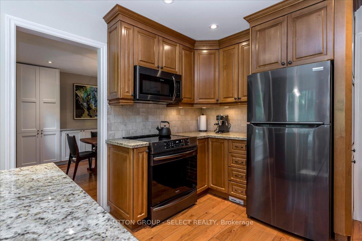 Photo 9 of 24 Pooles Road, Springwater, Midhurst — HOMEH