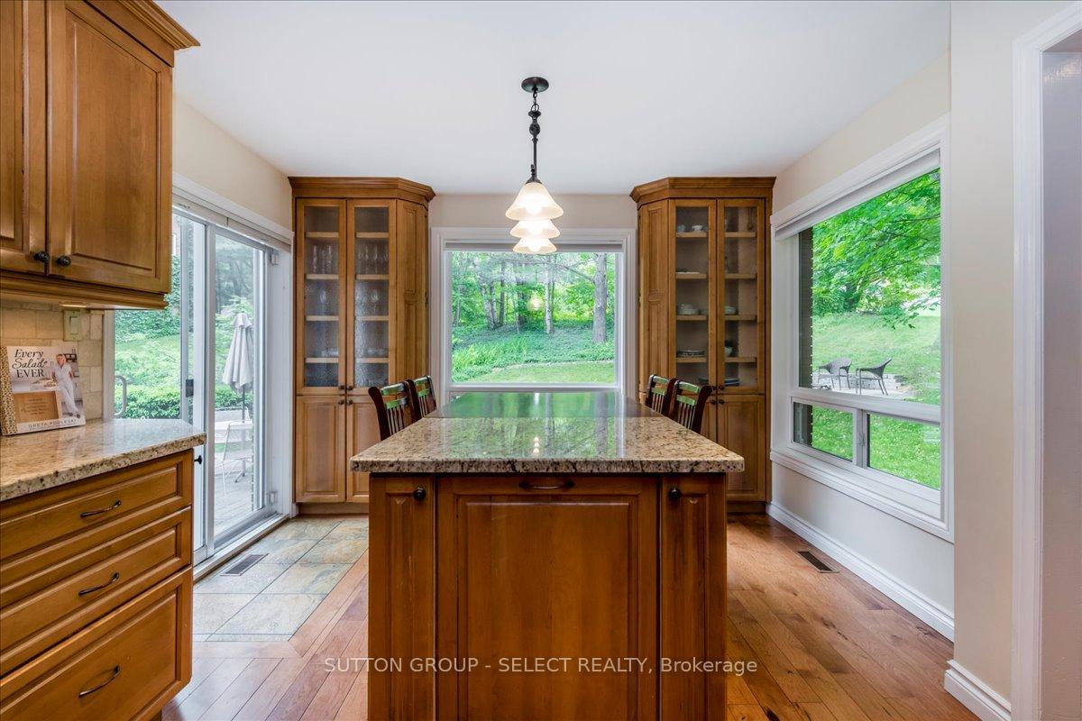 Photo 19 of 24 Pooles Road, Springwater, Midhurst — HOMEH