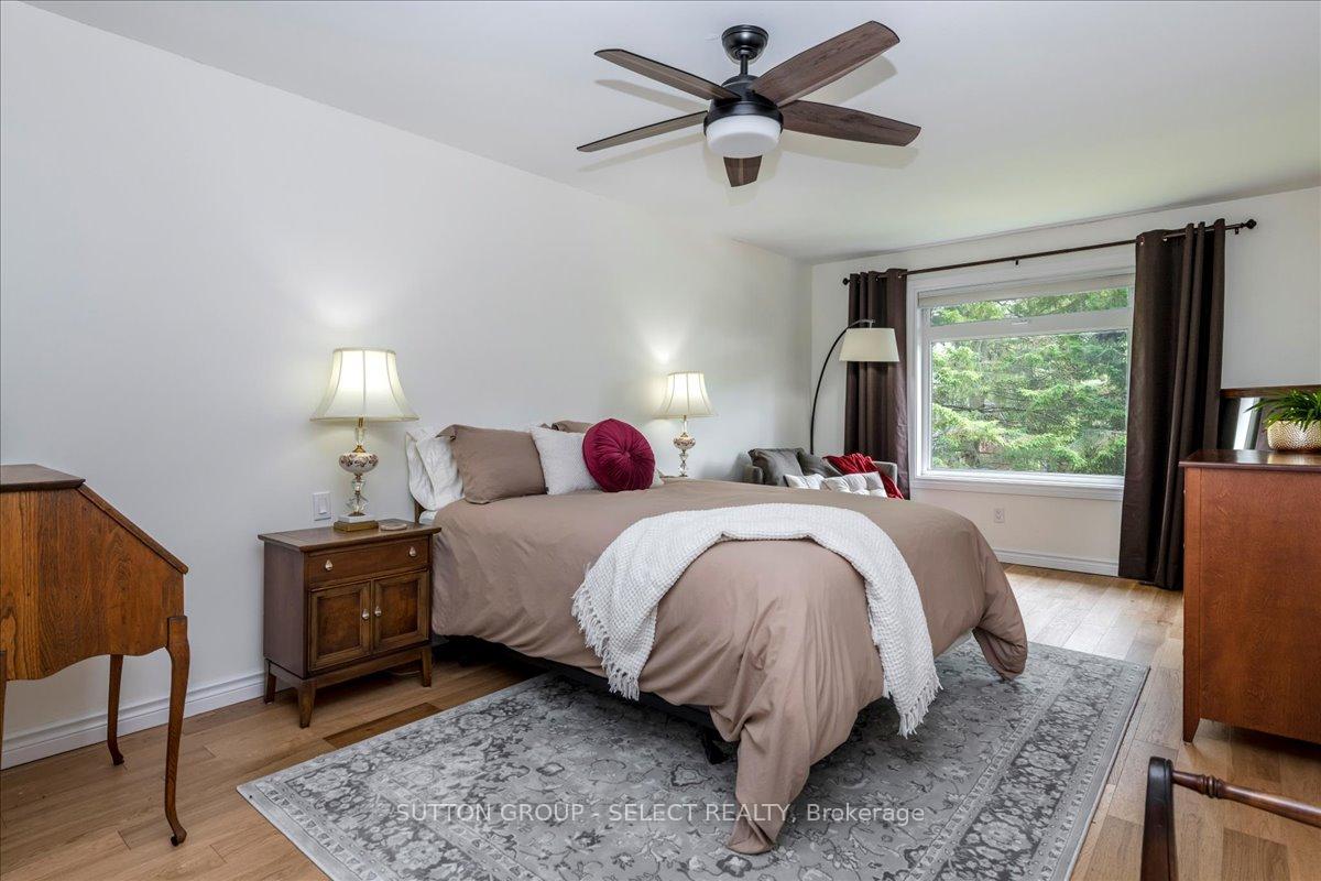 Photo 39 of 24 Pooles Road, Springwater, Midhurst — HOMEH