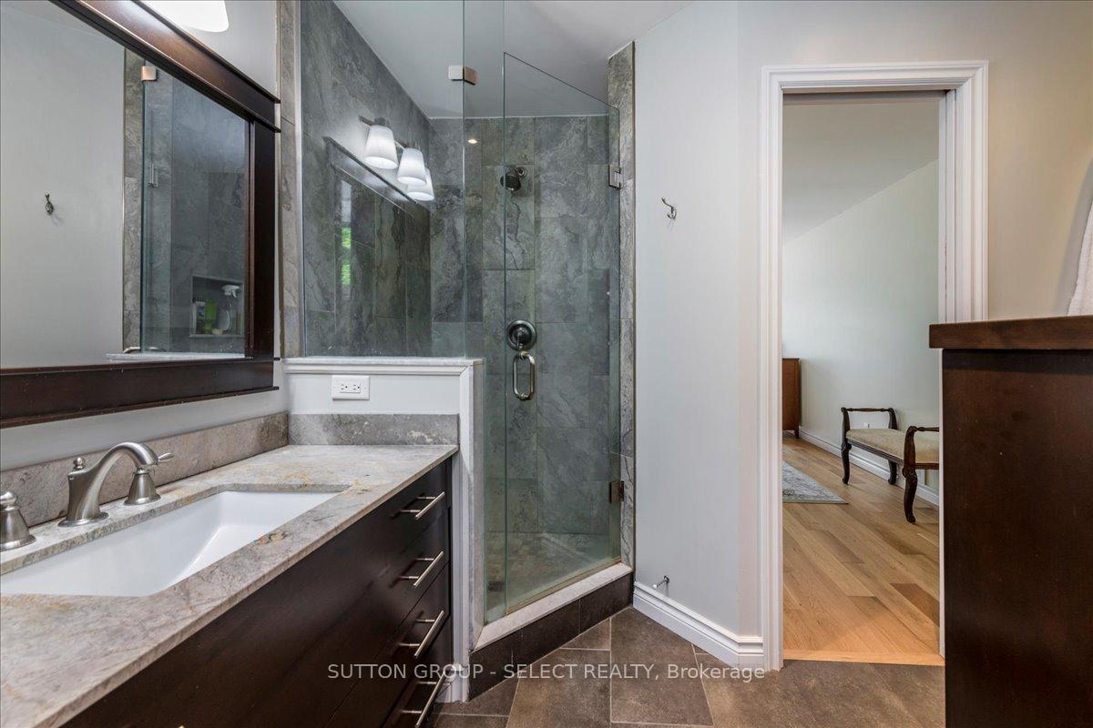 Photo 17 of 24 Pooles Road, Springwater, Midhurst — HOMEH