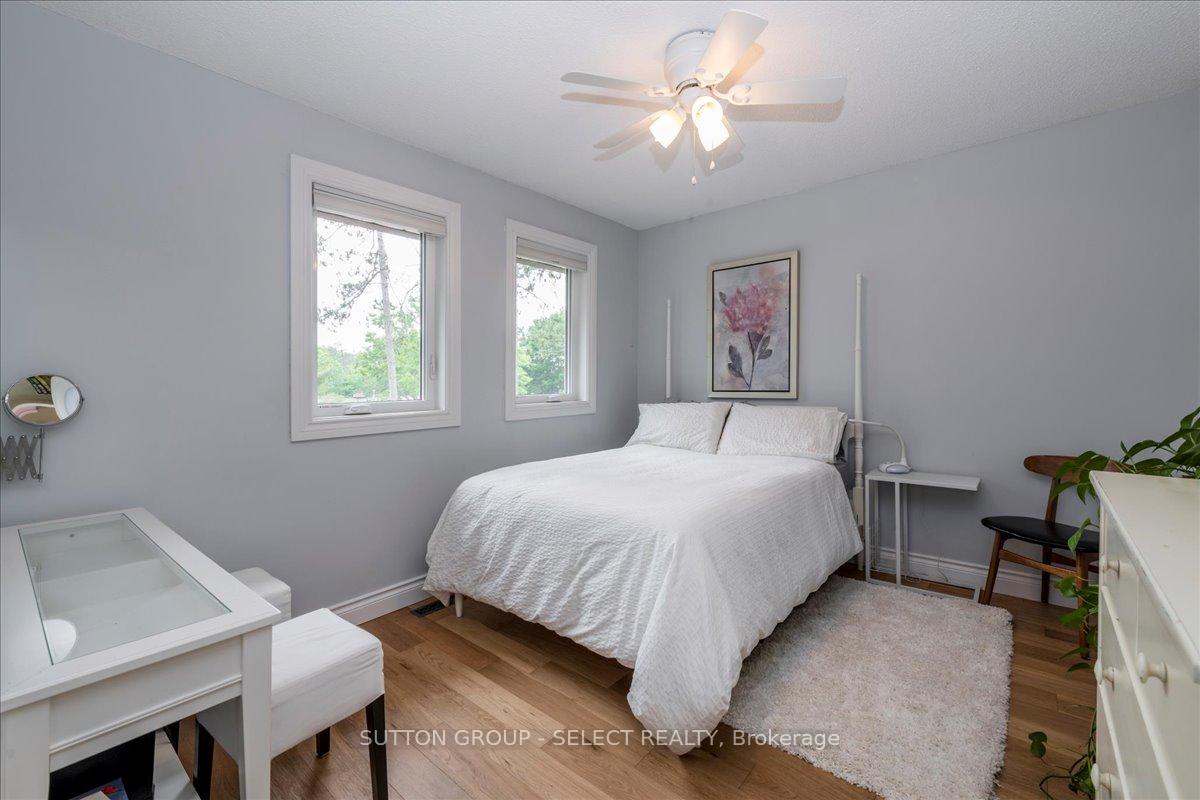 Photo 16 of 24 Pooles Road, Springwater, Midhurst — HOMEH