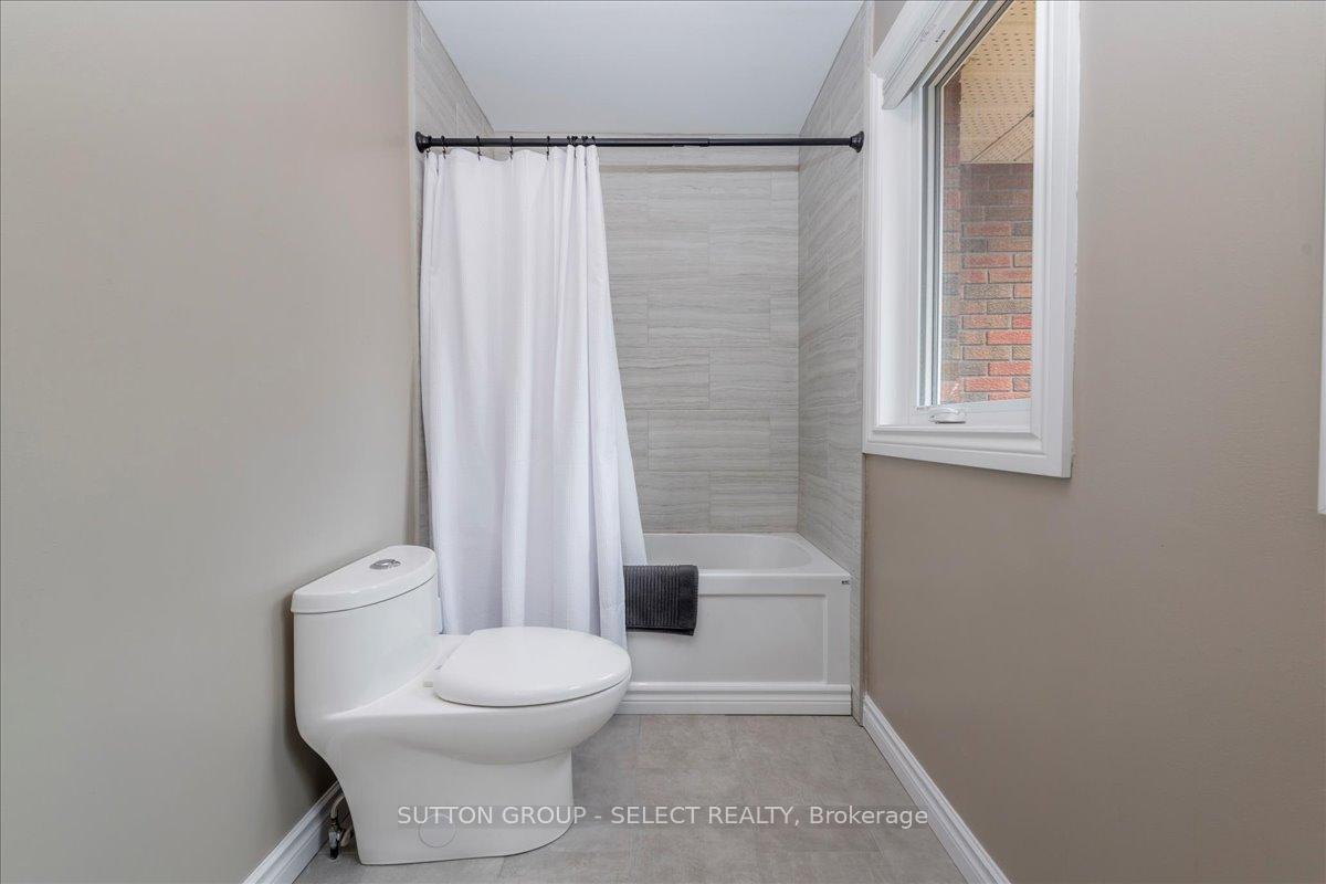 Photo 20 of 24 Pooles Road, Springwater, Midhurst — HOMEH