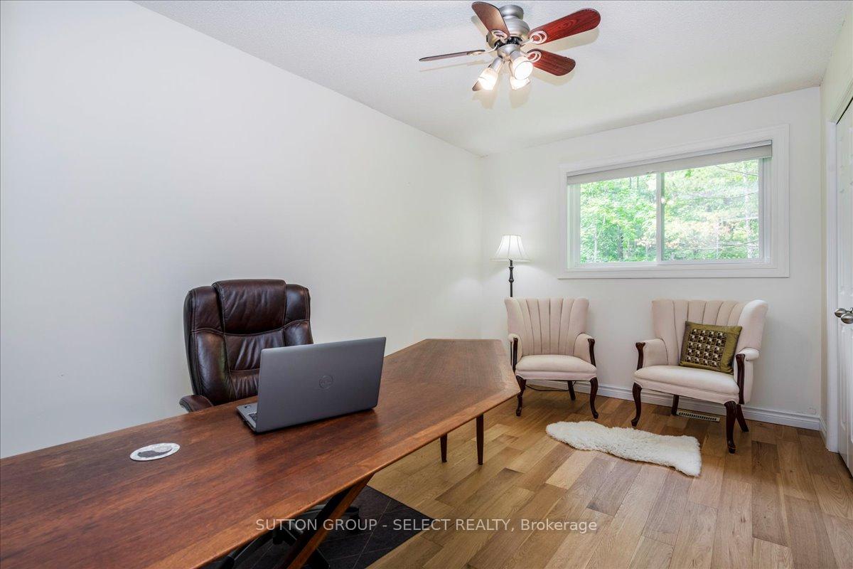 Photo 22 of 24 Pooles Road, Springwater, Midhurst — HOMEH