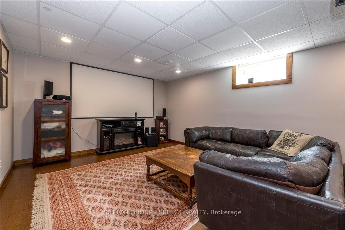Photo 29 of 24 Pooles Road, Springwater, Midhurst — HOMEH