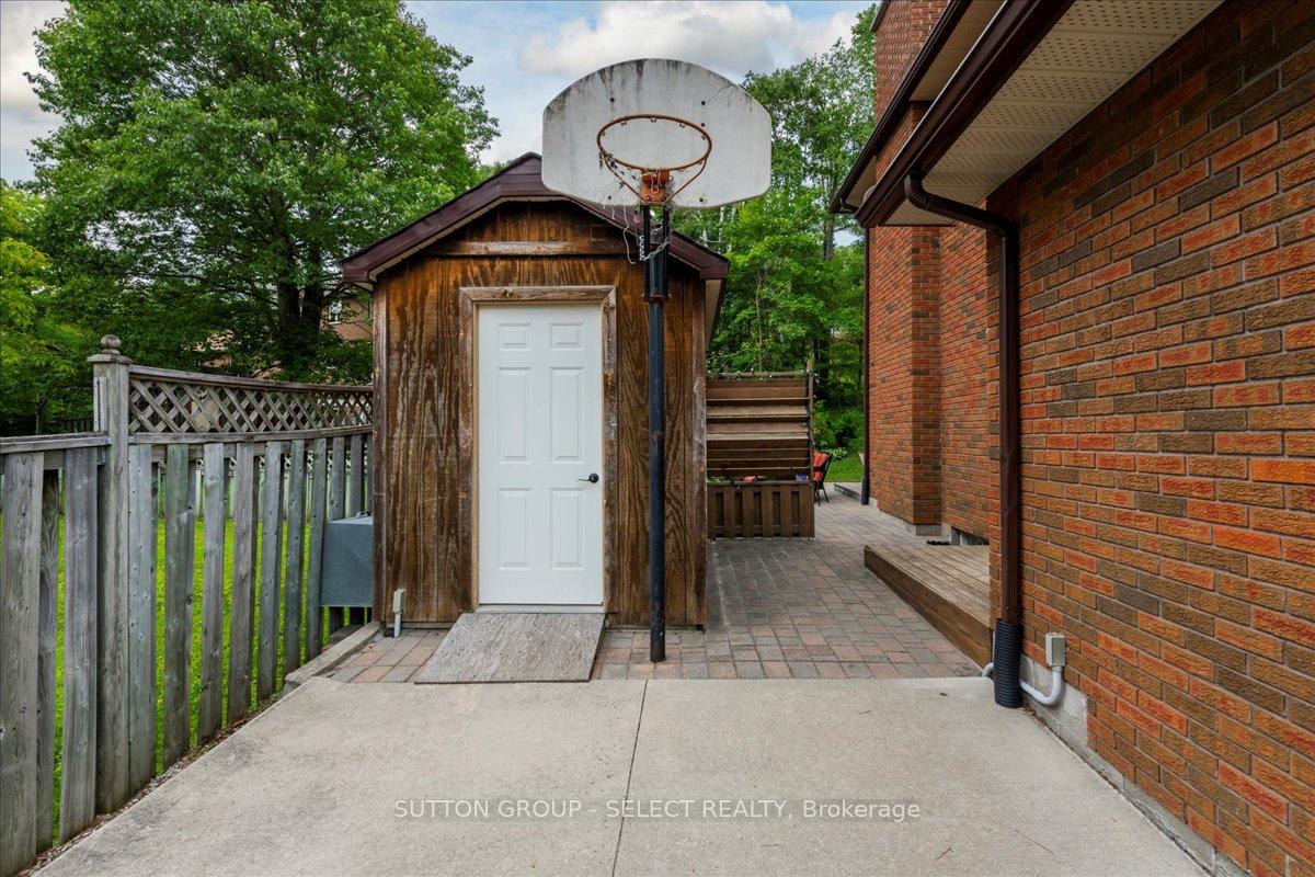 Photo 43 of 24 Pooles Road, Springwater, Midhurst — HOMEH