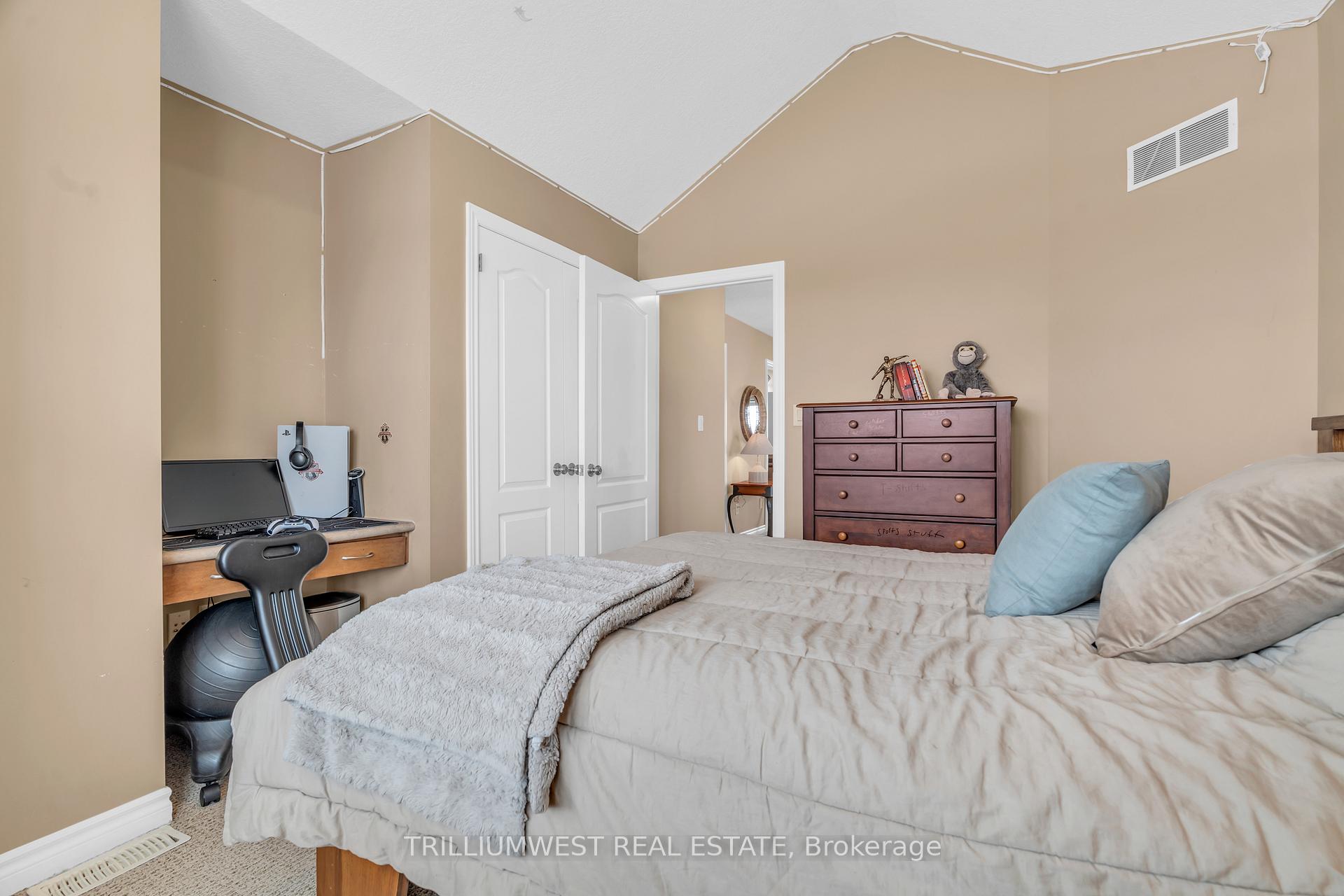 Photo 19 of 245 David Elsey Street, Kitchener — HOMEH