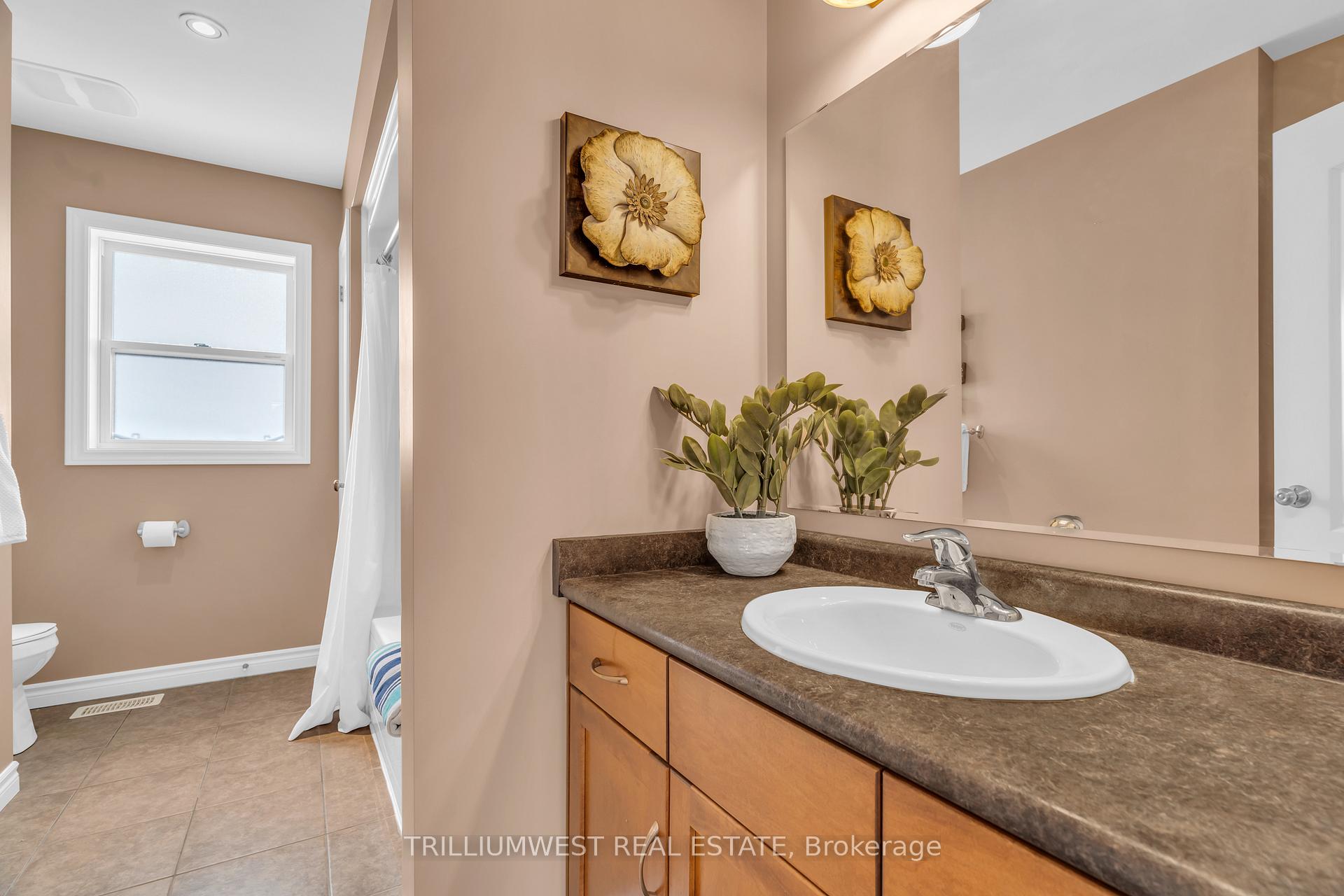 Photo 25 of 245 David Elsey Street, Kitchener — HOMEH
