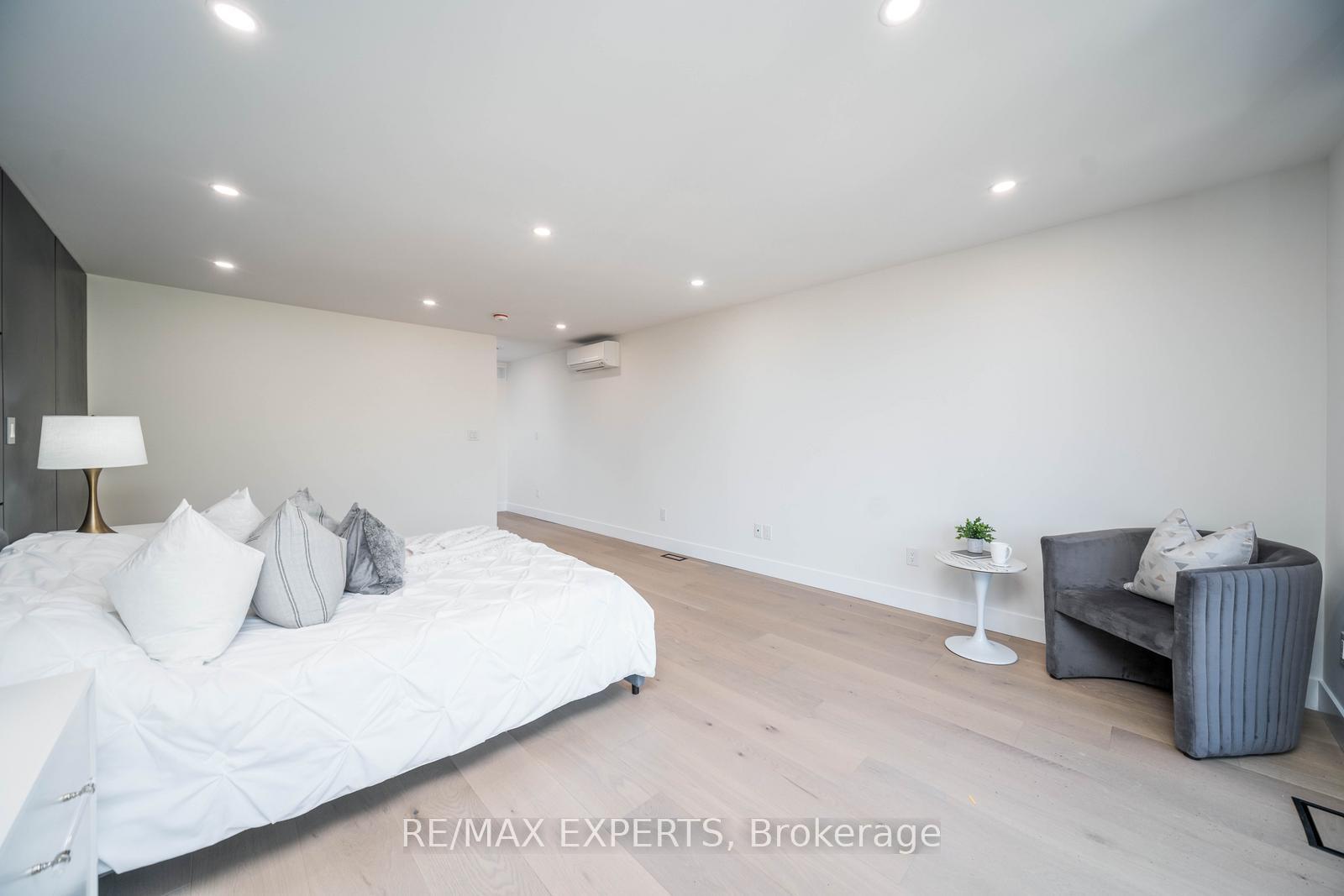 Photo 32 of 183 Atlas Avenue, Toronto, Oakwood Village — HOMEH
