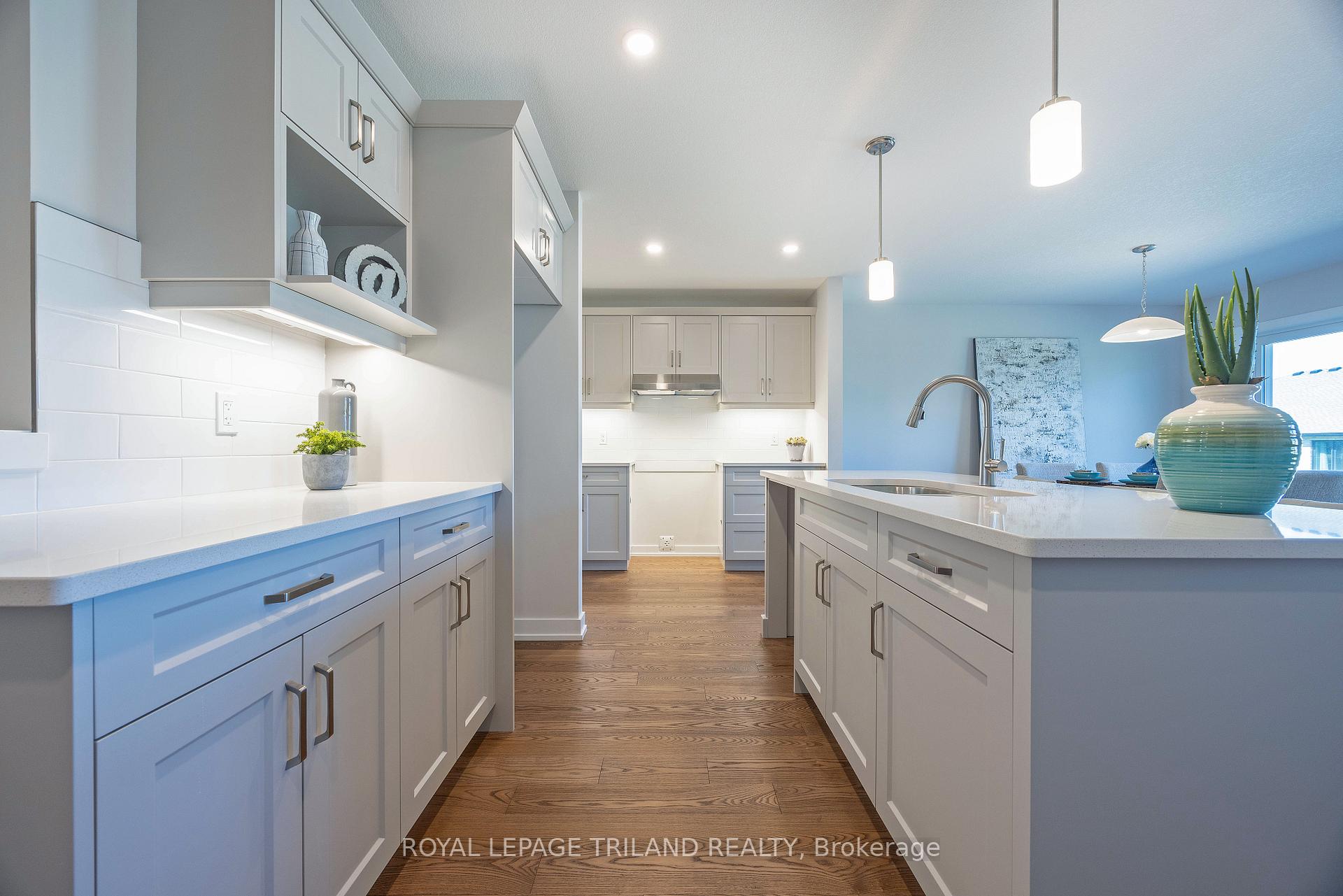 Photo 7 of 43 Silverleaf Path, St. Thomas — HOMEH