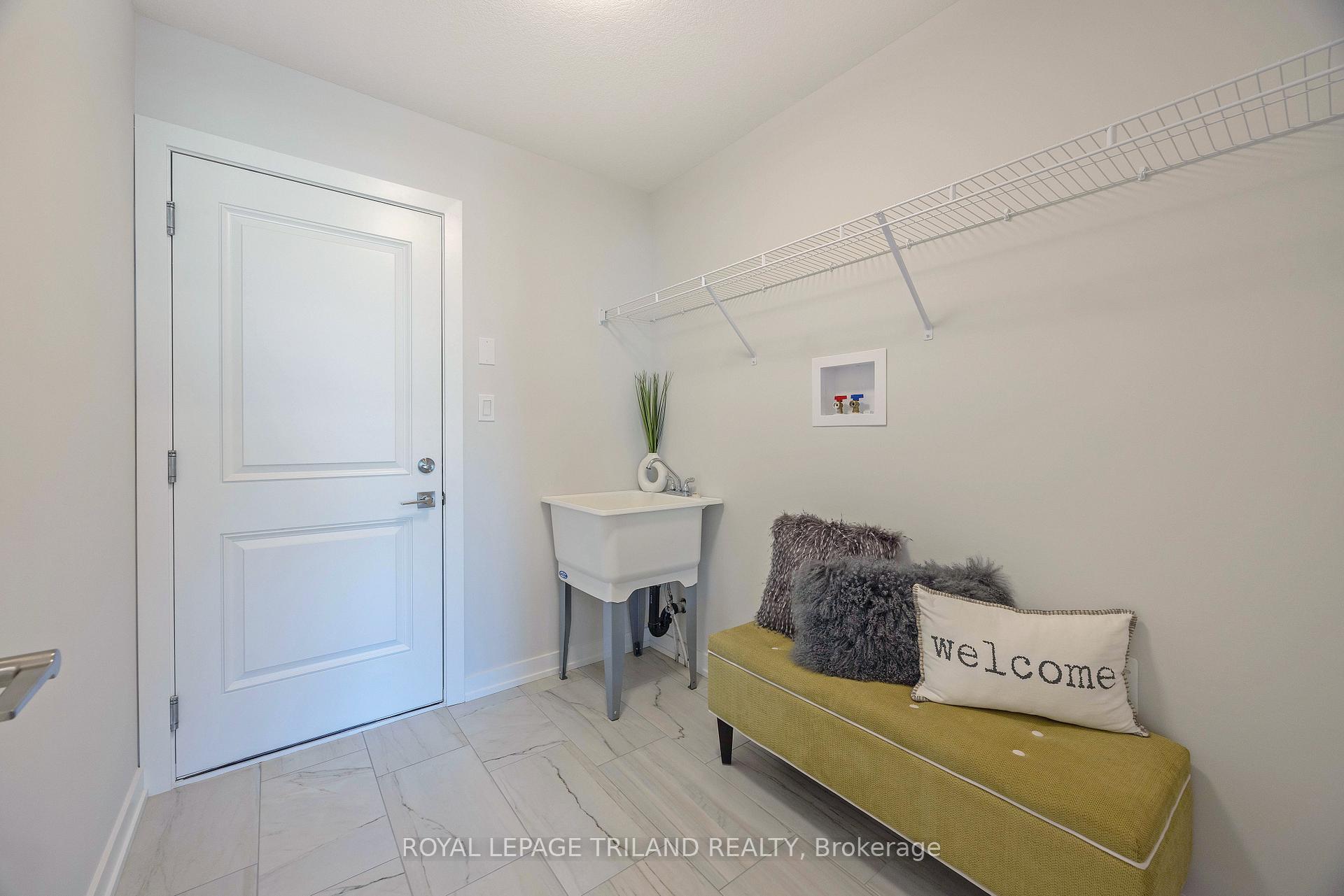 Photo 21 of 43 Silverleaf Path, St. Thomas — HOMEH