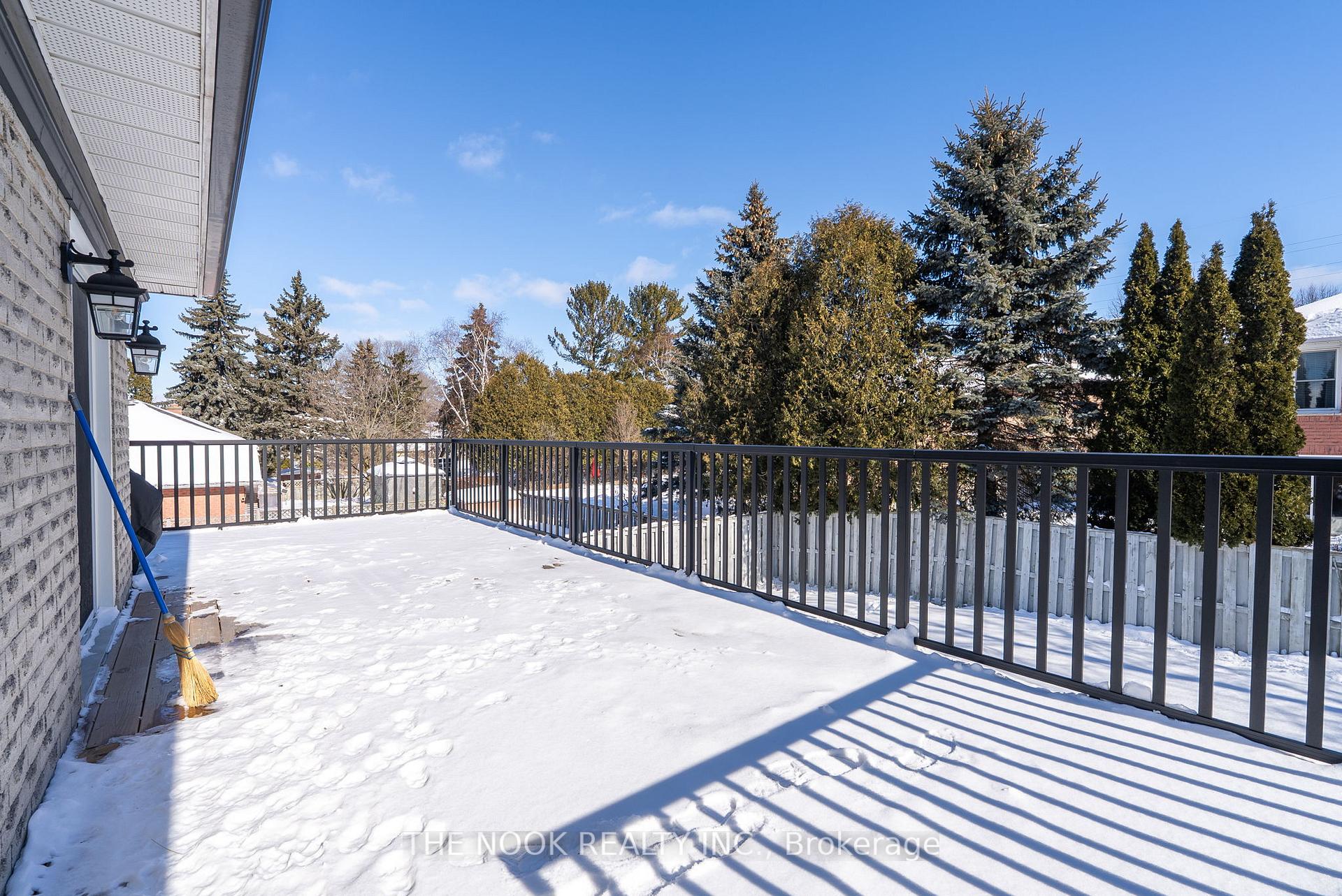 Photo 39 of 509 Stewart Street, Whitby, Blue Grass Meadows — HOMEH