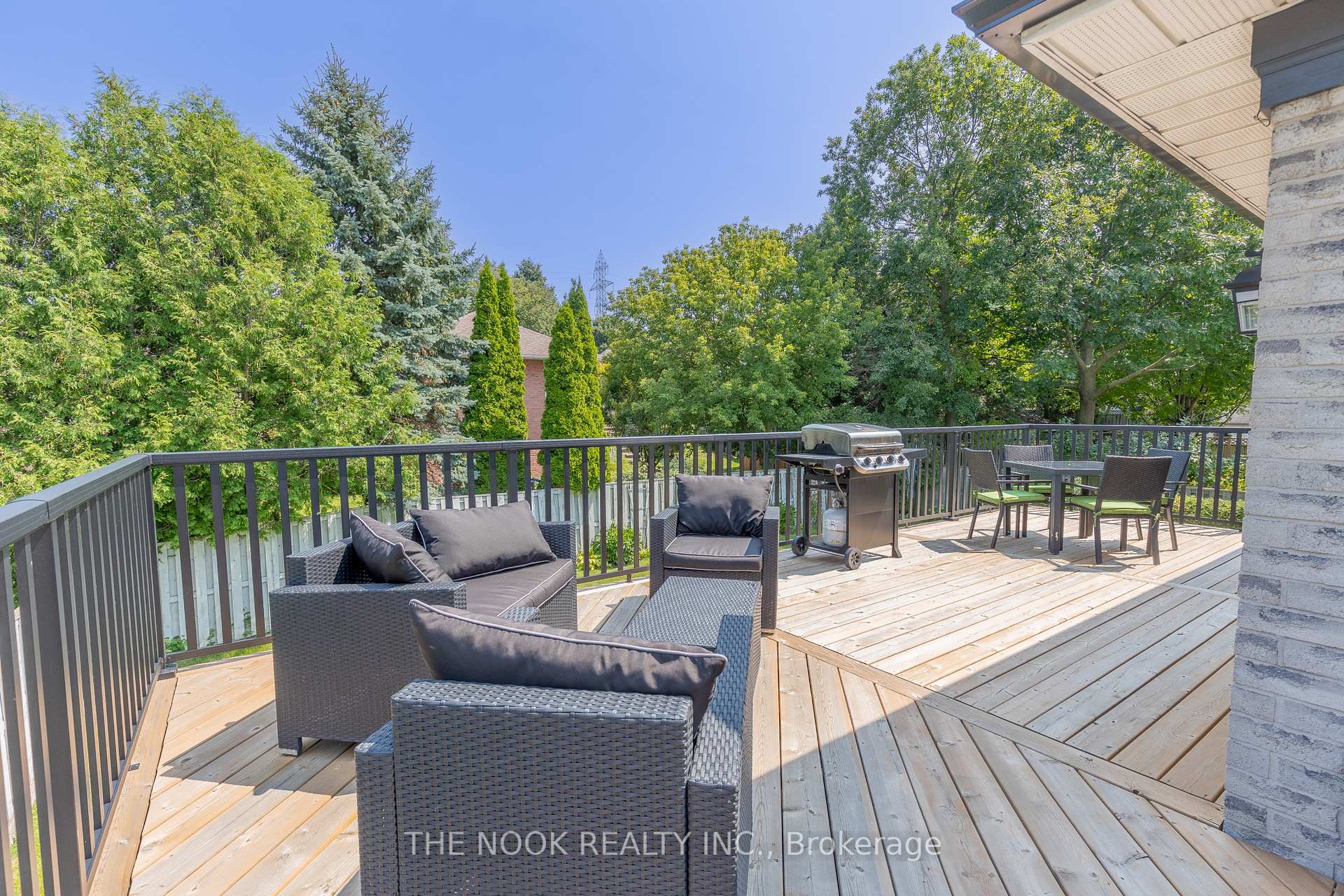 Photo 48 of 509 Stewart Street, Whitby, Blue Grass Meadows — HOMEH