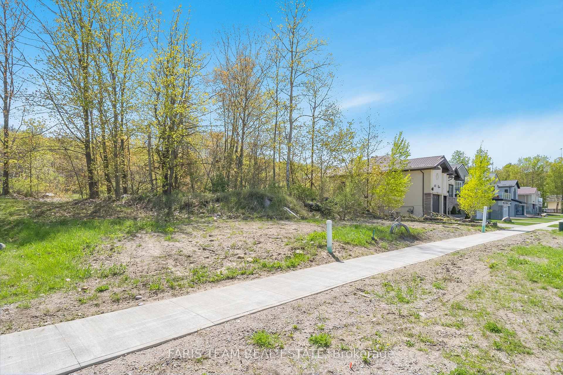Photo 4 of 614 Taylor Drive, Midland — HOMEH