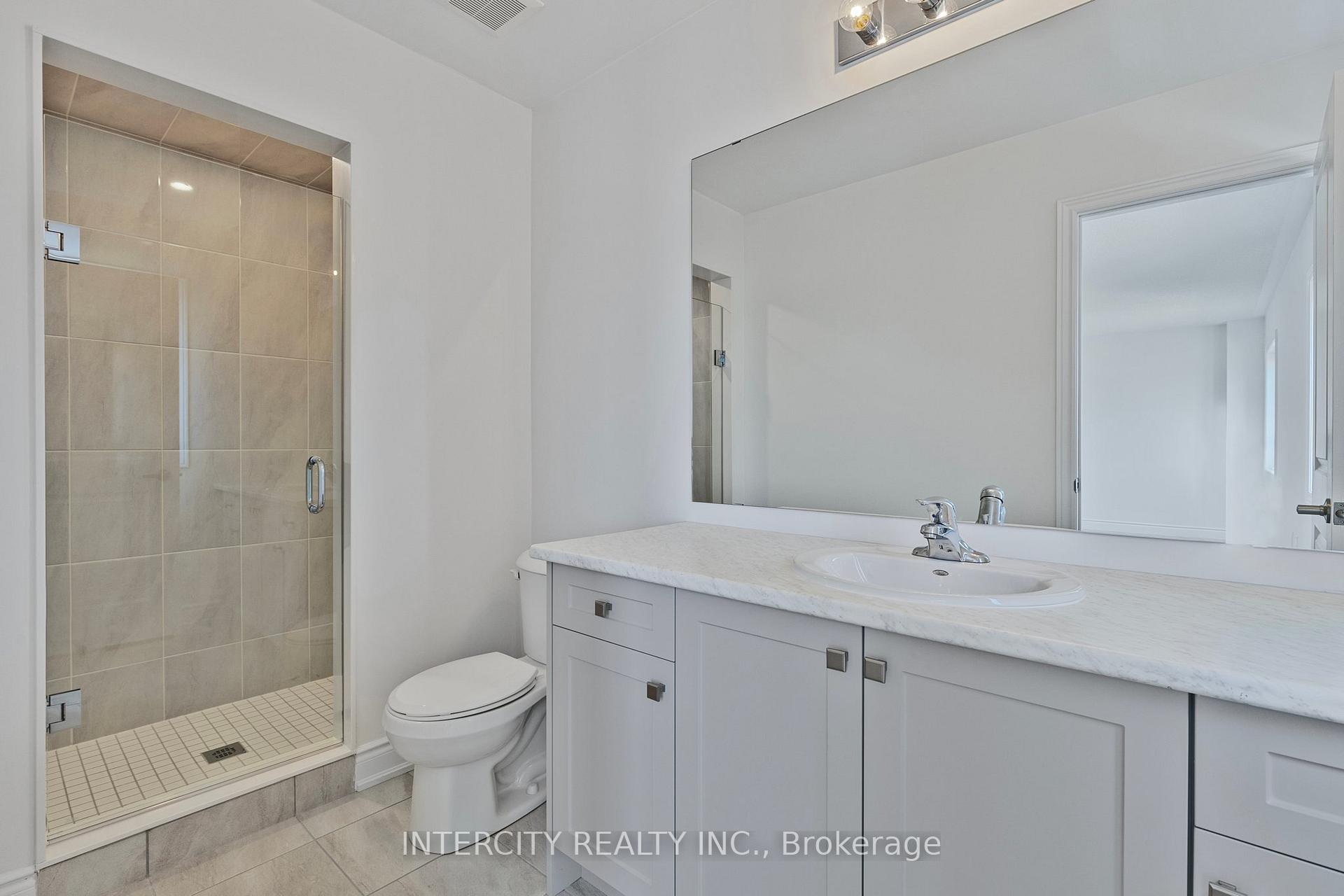 Photo 12 of 7 Avalon Drive, Wasaga Beach — HOMEH