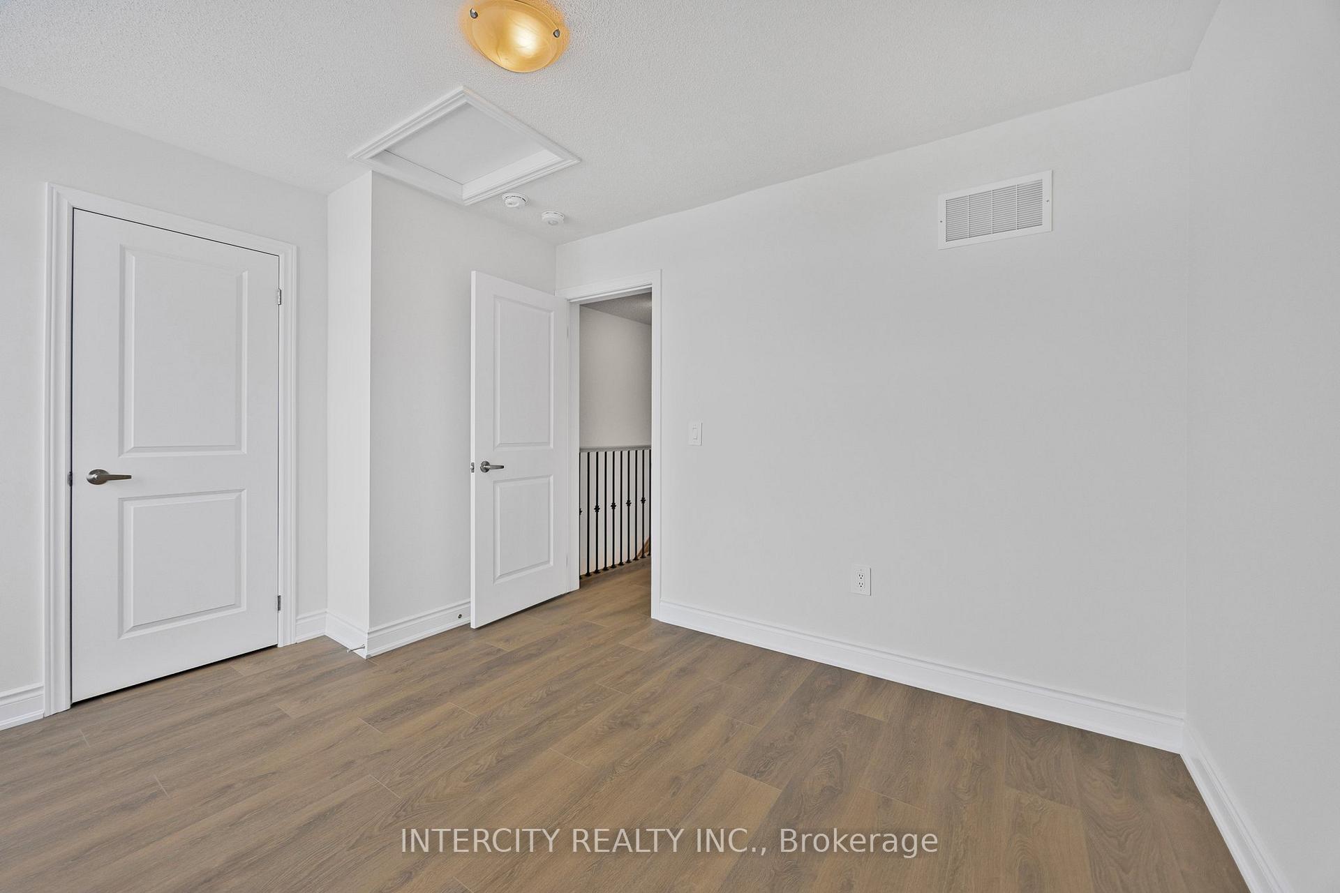Photo 11 of 5 Avalon Drive, Wasaga Beach — HOMEH