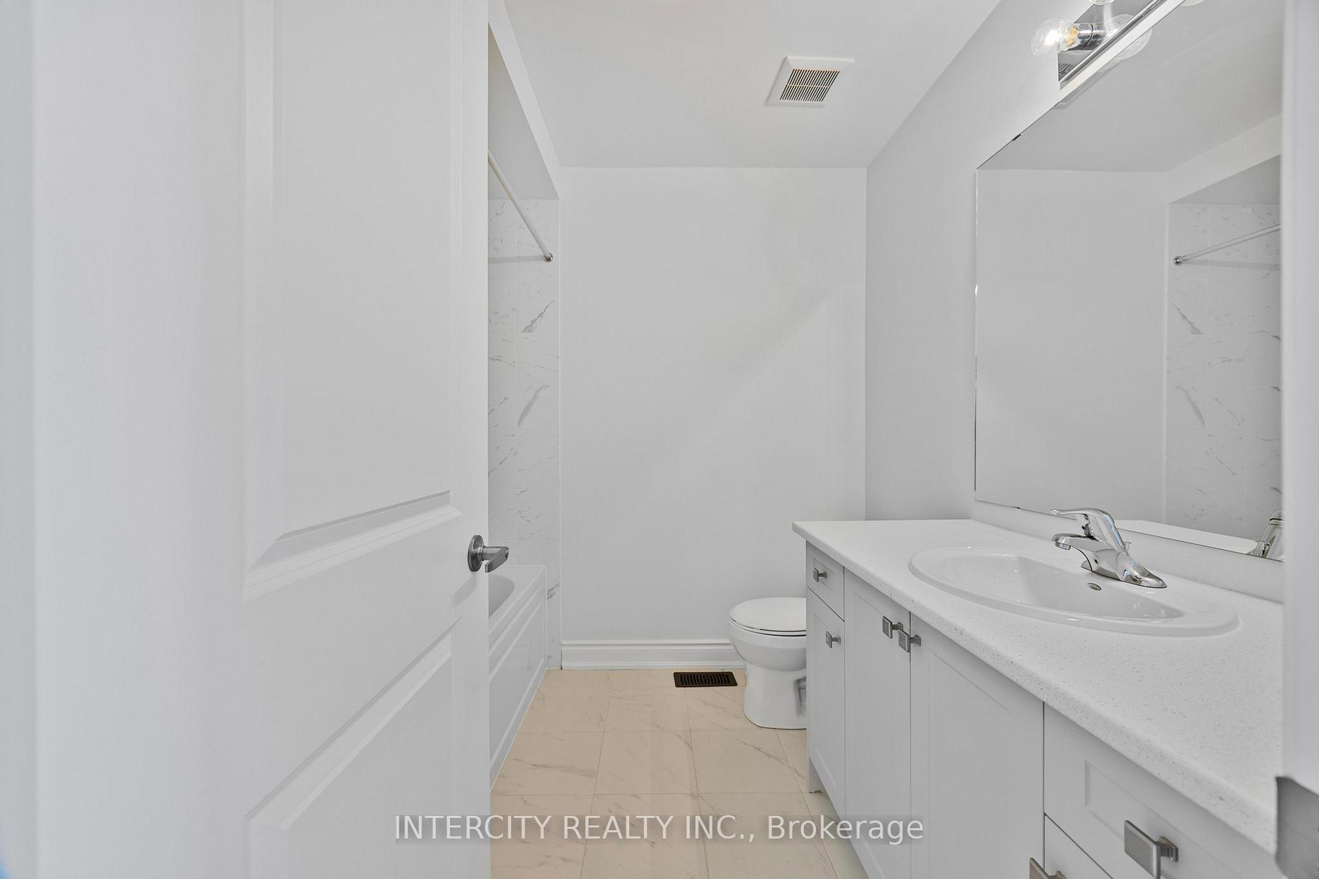 Photo 16 of 5 Avalon Drive, Wasaga Beach — HOMEH