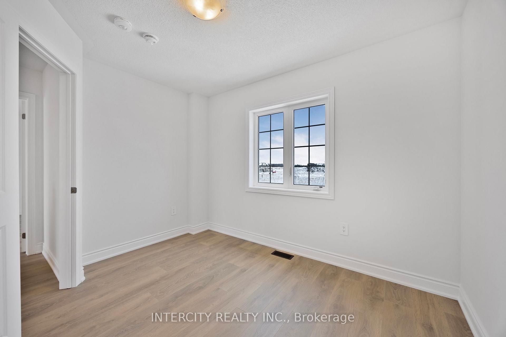 Photo 29 of 5 Avalon Drive, Wasaga Beach — HOMEH