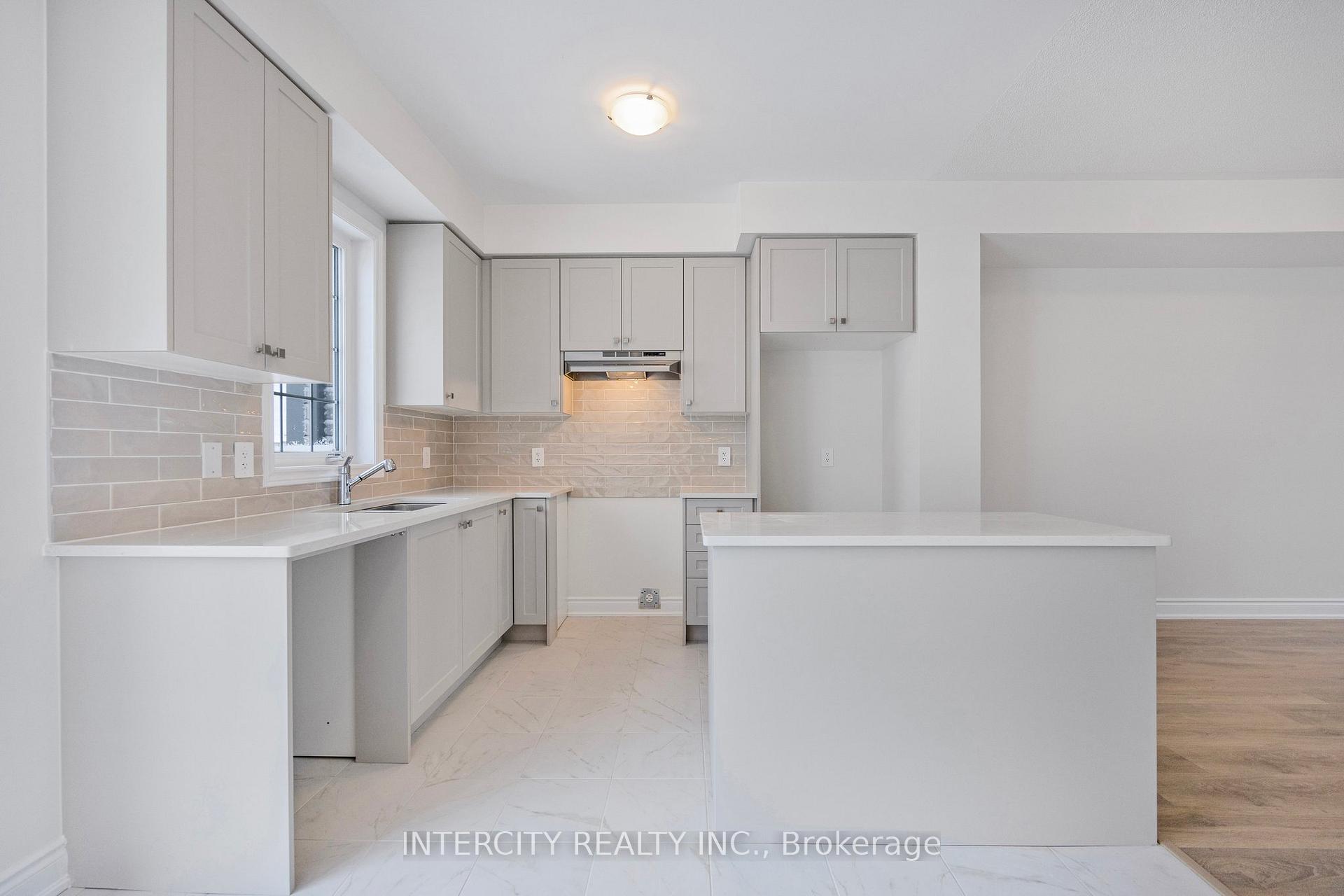 Photo 22 of 5 Avalon Drive, Wasaga Beach — HOMEH
