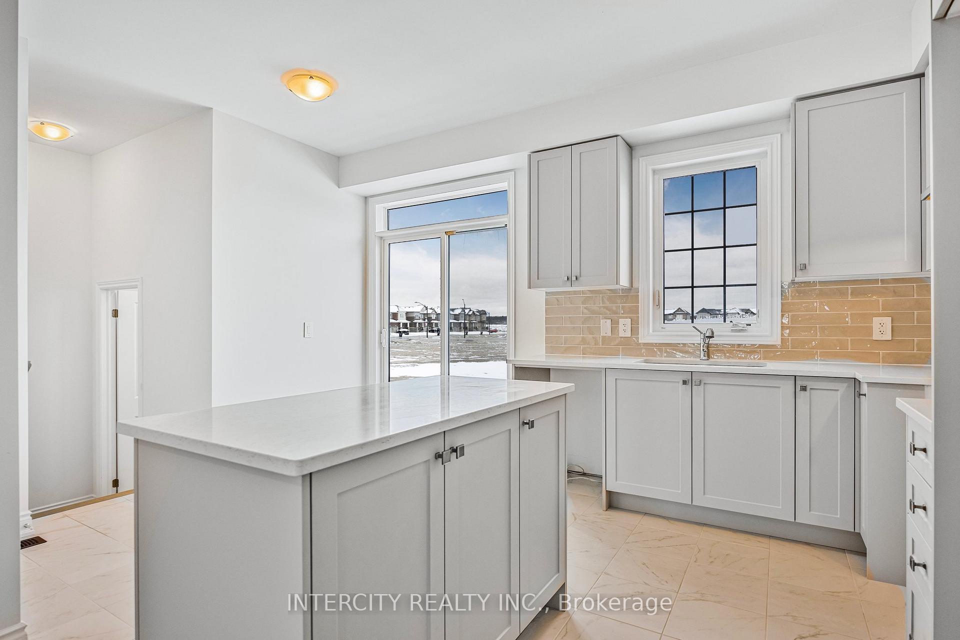 Photo 40 of 5 Avalon Drive, Wasaga Beach — HOMEH