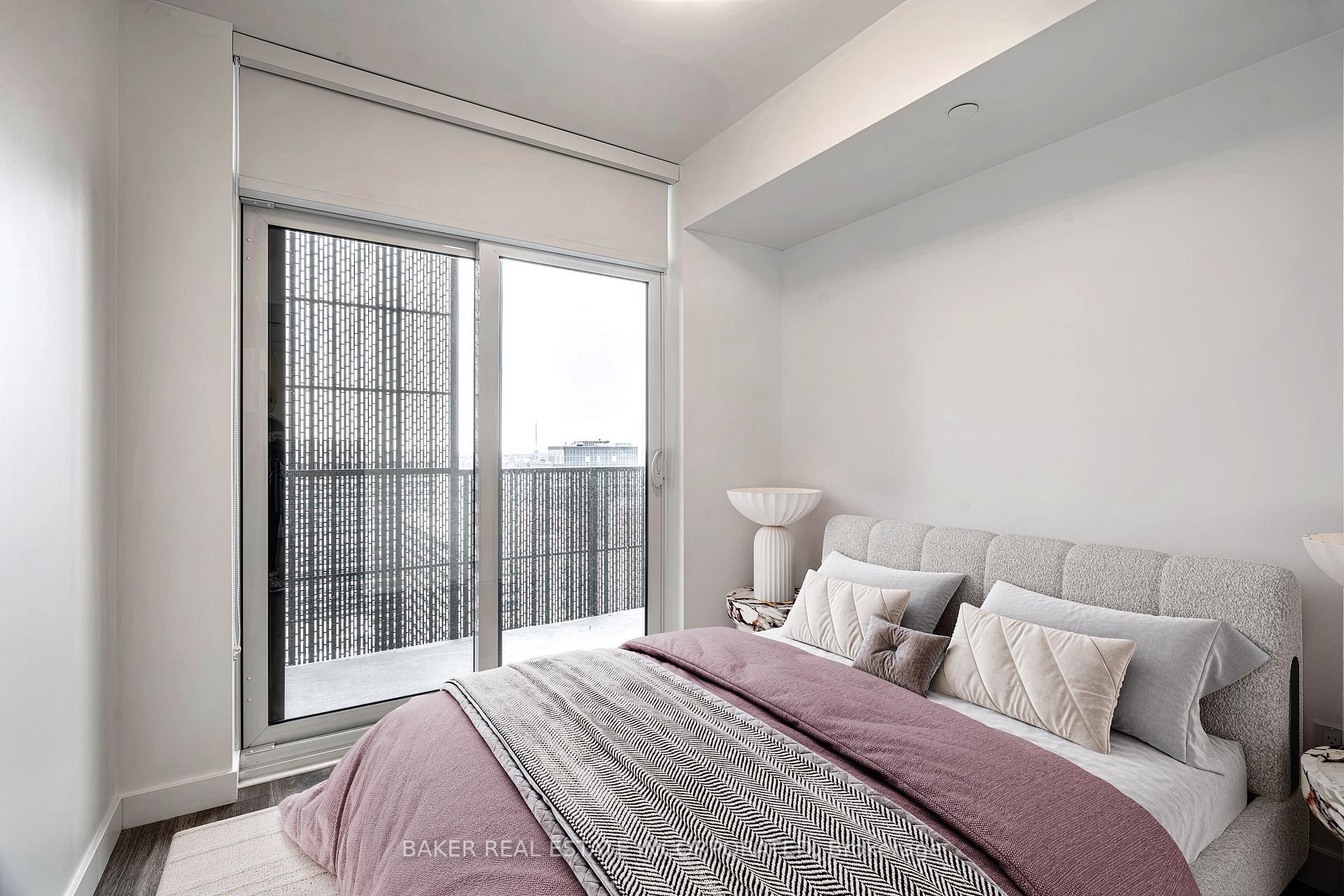 Photo 6 of Unit 2311, 15 Roehampton Avenue, Toronto, Mount Pleasant West — HOMEH