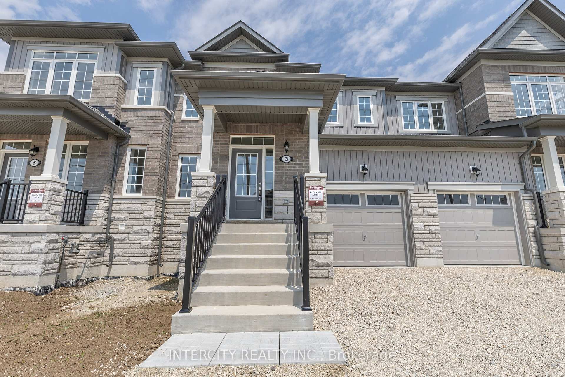 Photo 11 of 3 Avalon Drive, Wasaga Beach — HOMEH