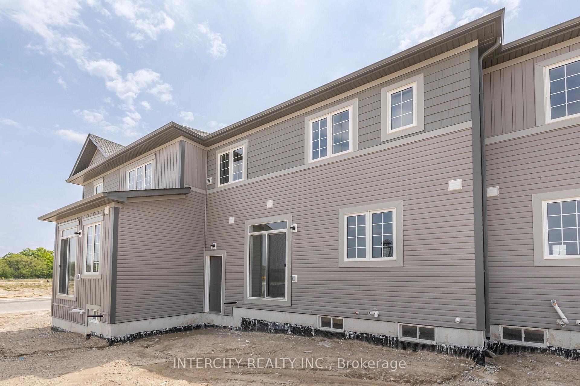 Photo 45 of 3 Avalon Drive, Wasaga Beach — HOMEH