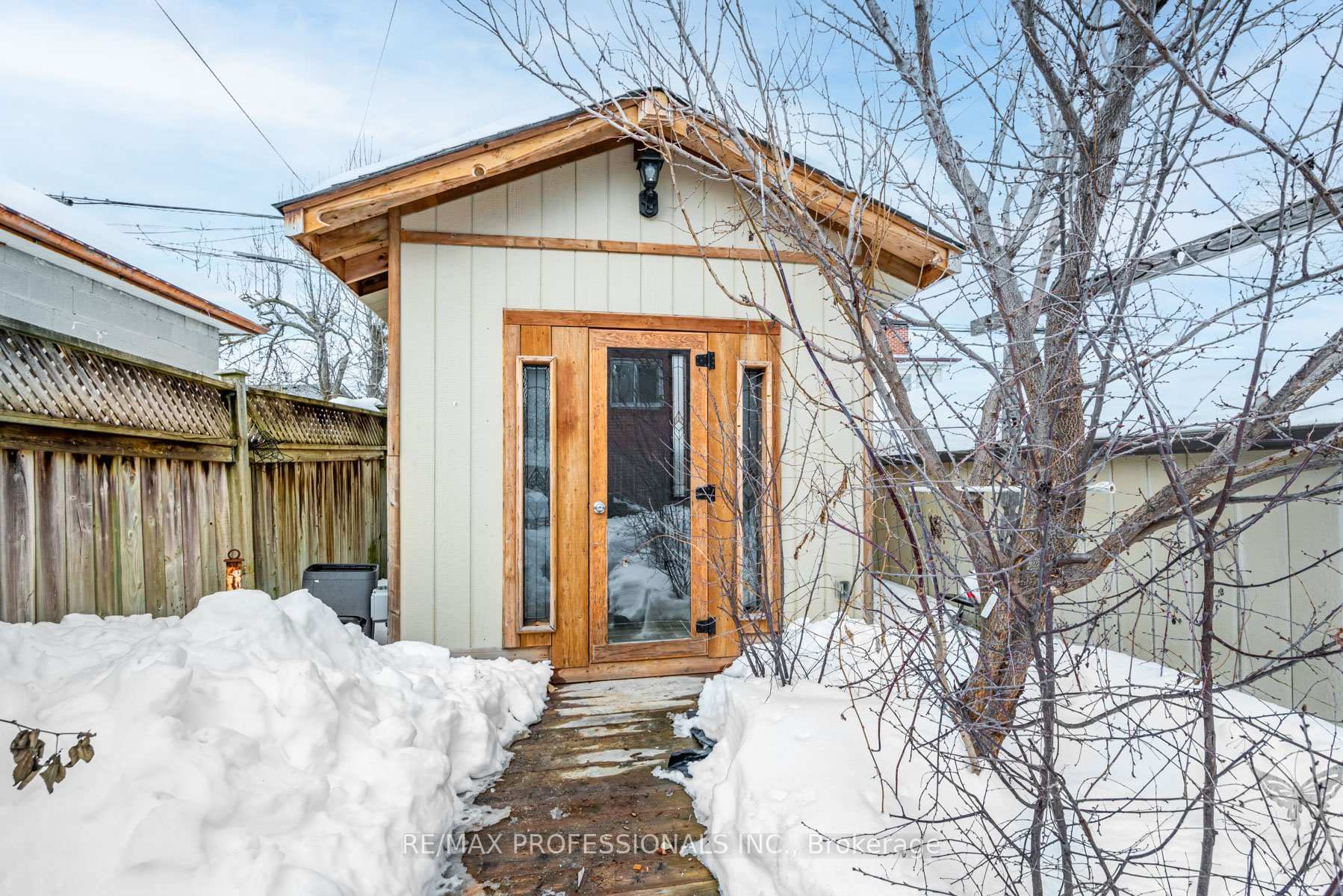 Photo 24 of 118 Holland Park Avenue, Toronto, Oakwood Village — HOMEH