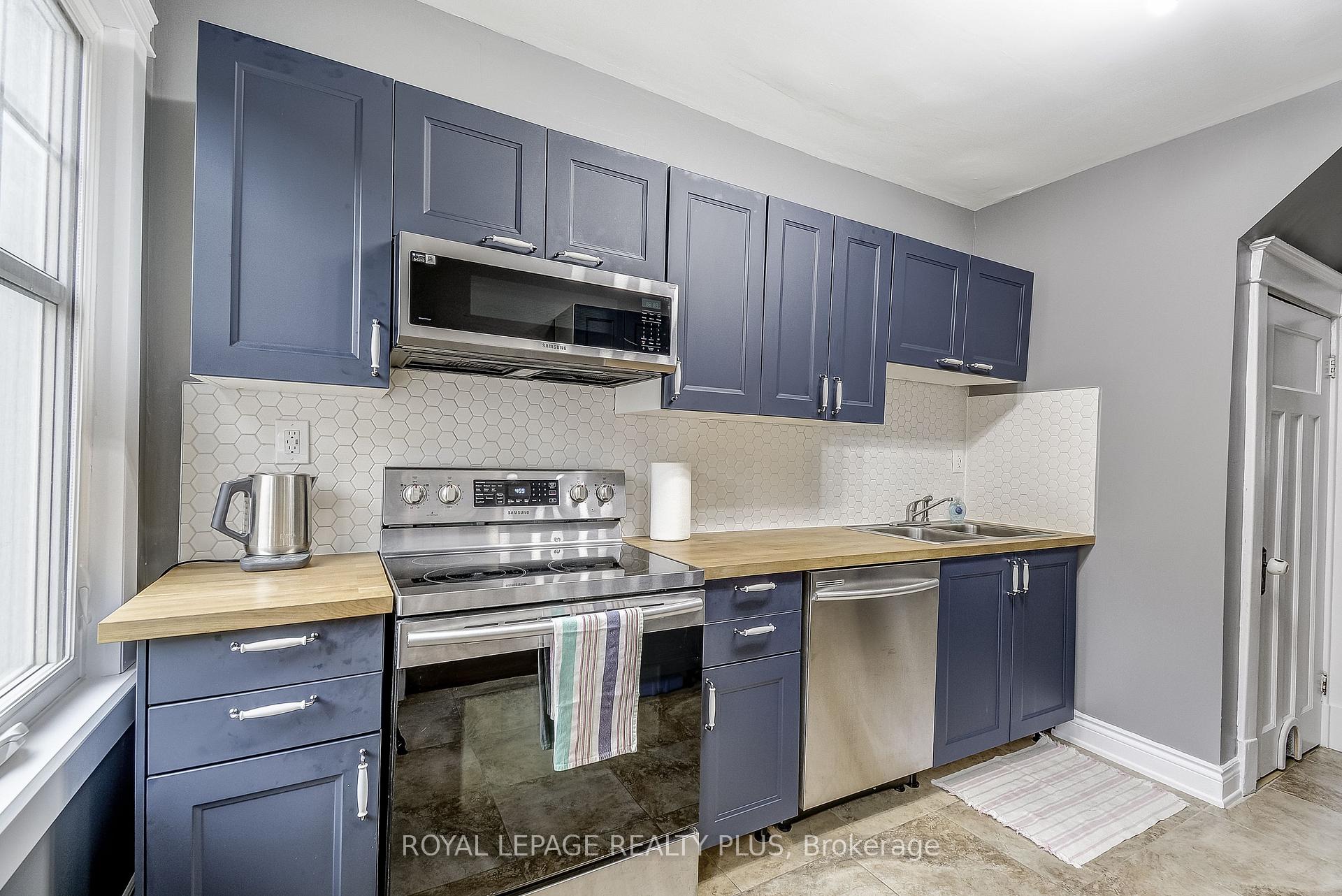 Photo 8 of 108 Stinson Street, Hamilton, Stinson — HOMEH