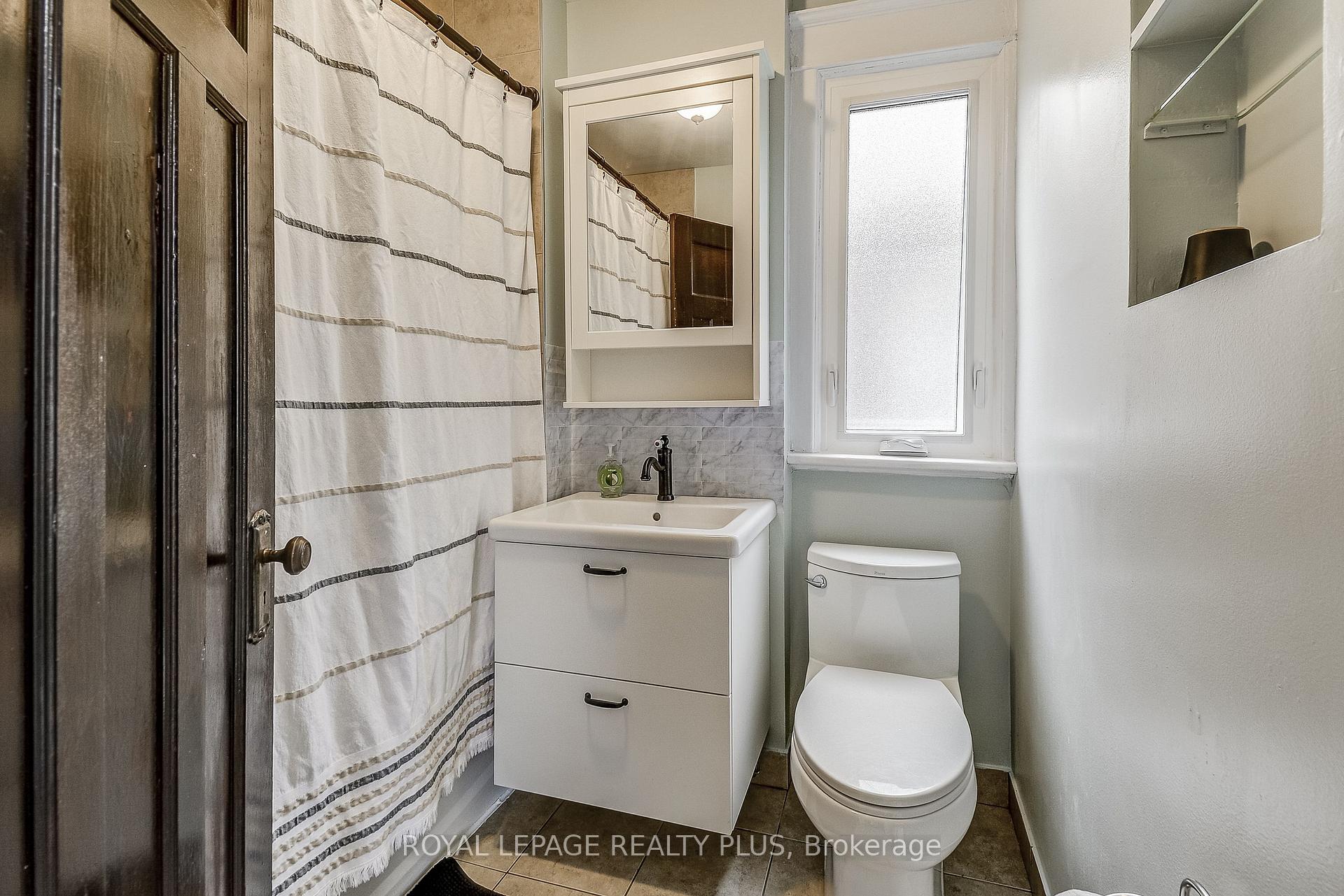 Photo 28 of 108 Stinson Street, Hamilton, Stinson — HOMEH