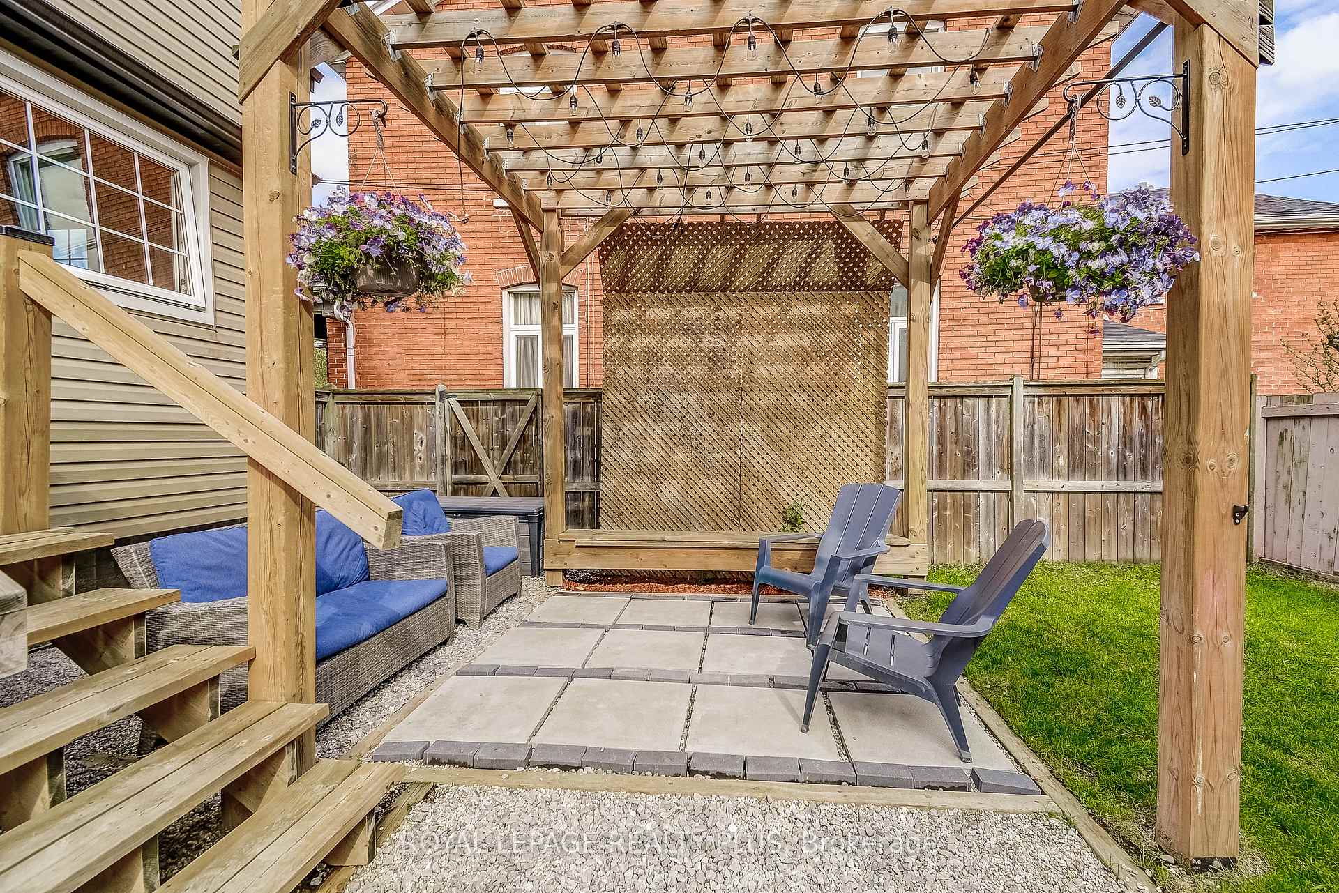 Photo 23 of 108 Stinson Street, Hamilton, Stinson — HOMEH