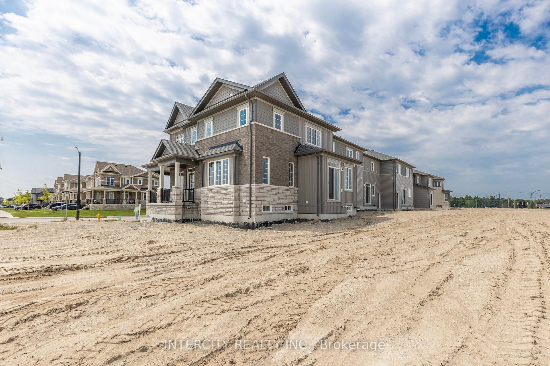 Photo 15 of 1 Avalon Drive, Wasaga Beach — HOMEH