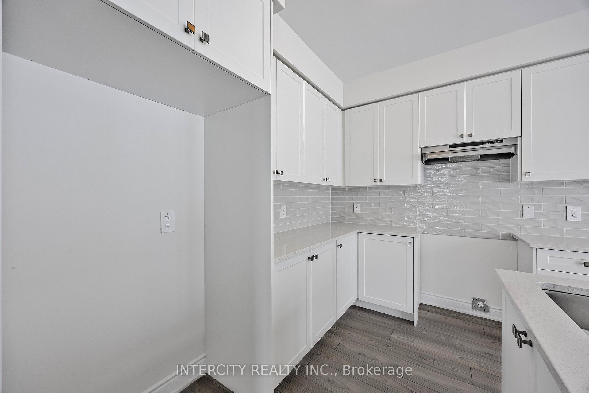 Photo 21 of 1 Avalon Drive, Wasaga Beach — HOMEH