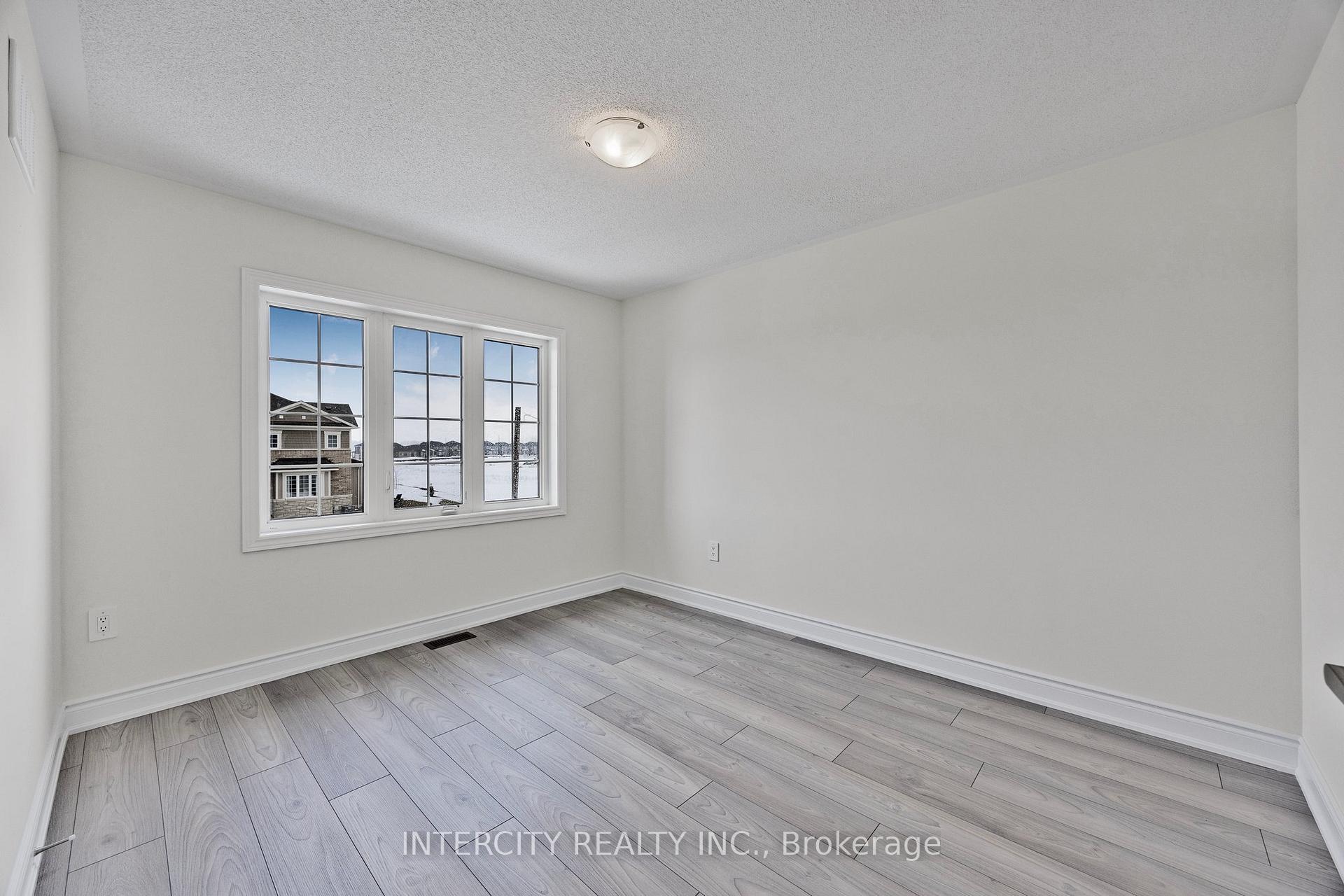 Photo 39 of 1 Avalon Drive, Wasaga Beach — HOMEH